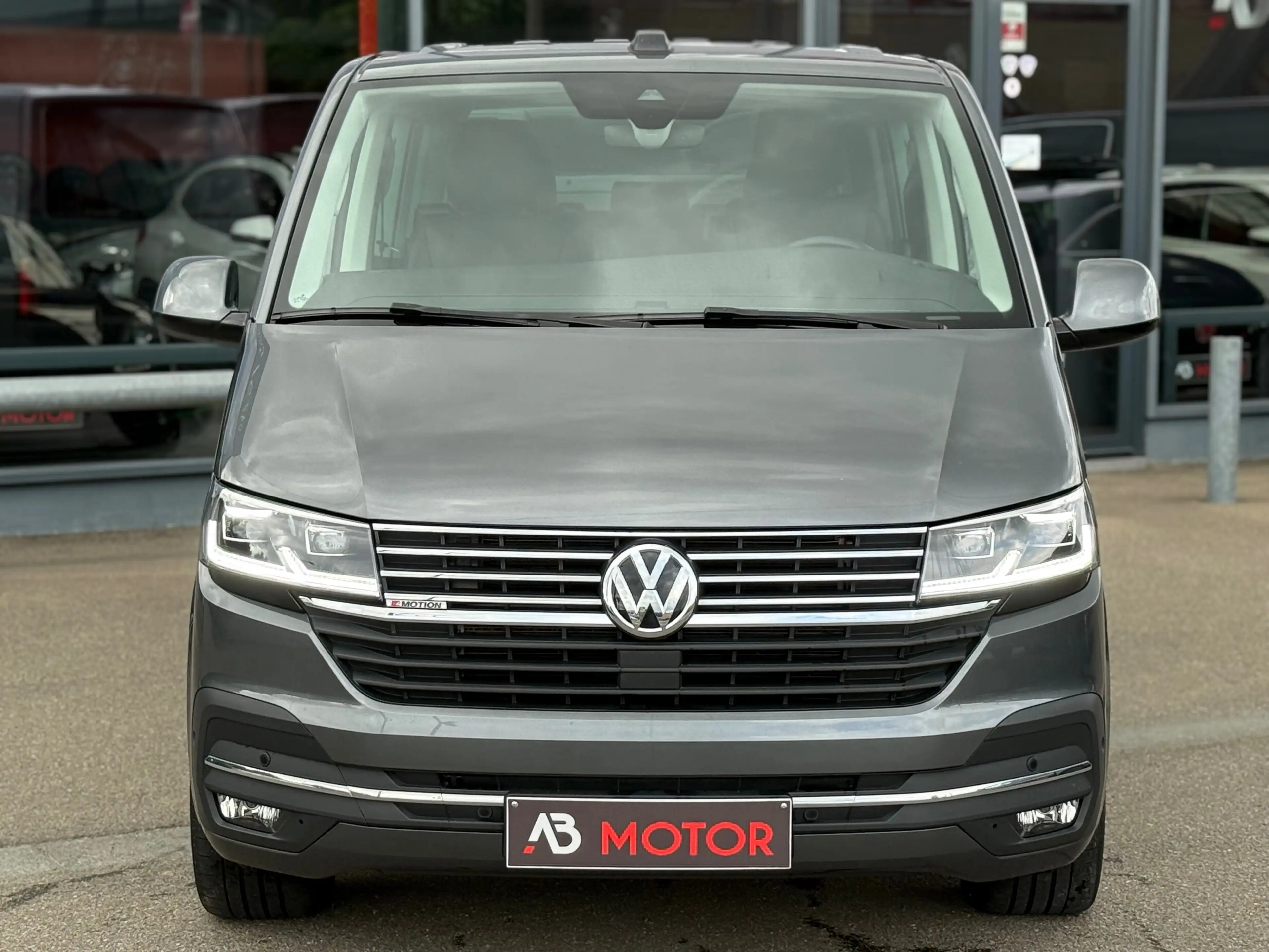 Volkswagen T6.1 Multivan 2.0TDI BOITE AUTO DSG 4MOTION 204CV 7PL ACC FULL — photo 2