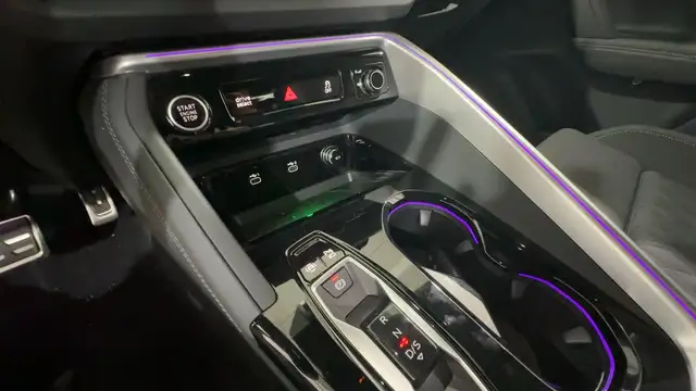 Audi Q5 view 2