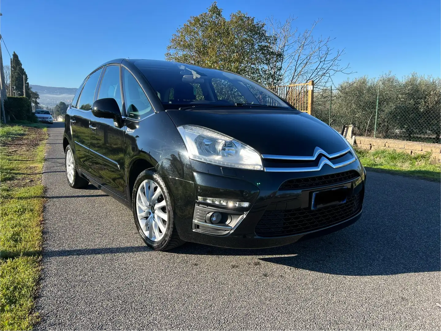 Citroen C4 Picasso 1.6 e-hdi airdream Exclusive 110cv cmp6 Negro - 1