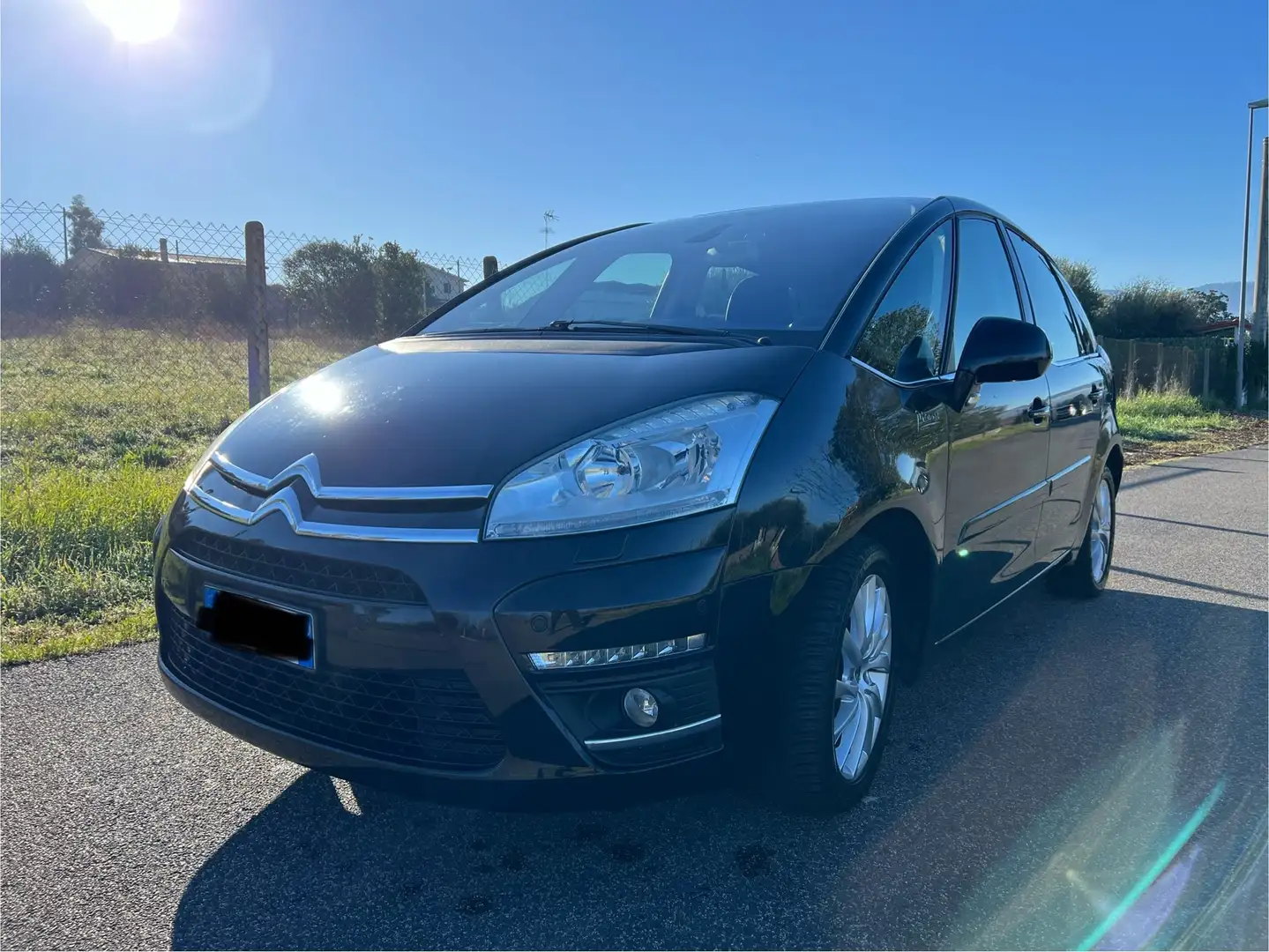 Citroen C4 Picasso 1.6 e-hdi airdream Exclusive 110cv cmp6 Negro - 2