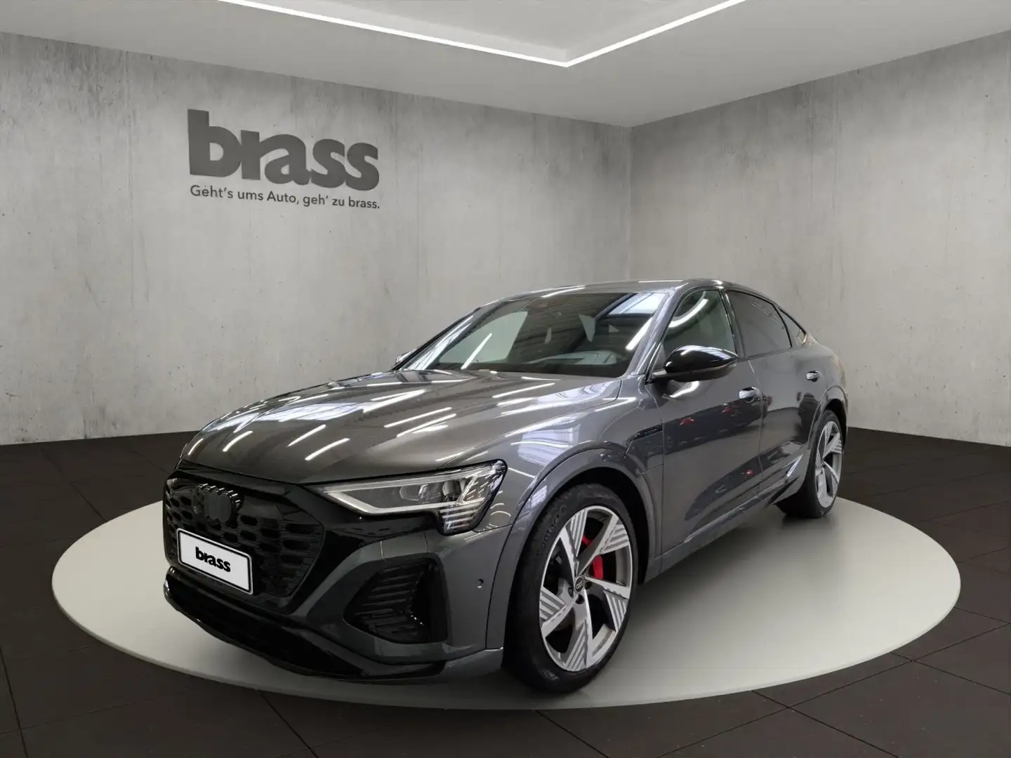 Audi Q8 e-tron S line 55 quattro 300 kW Gris - 1