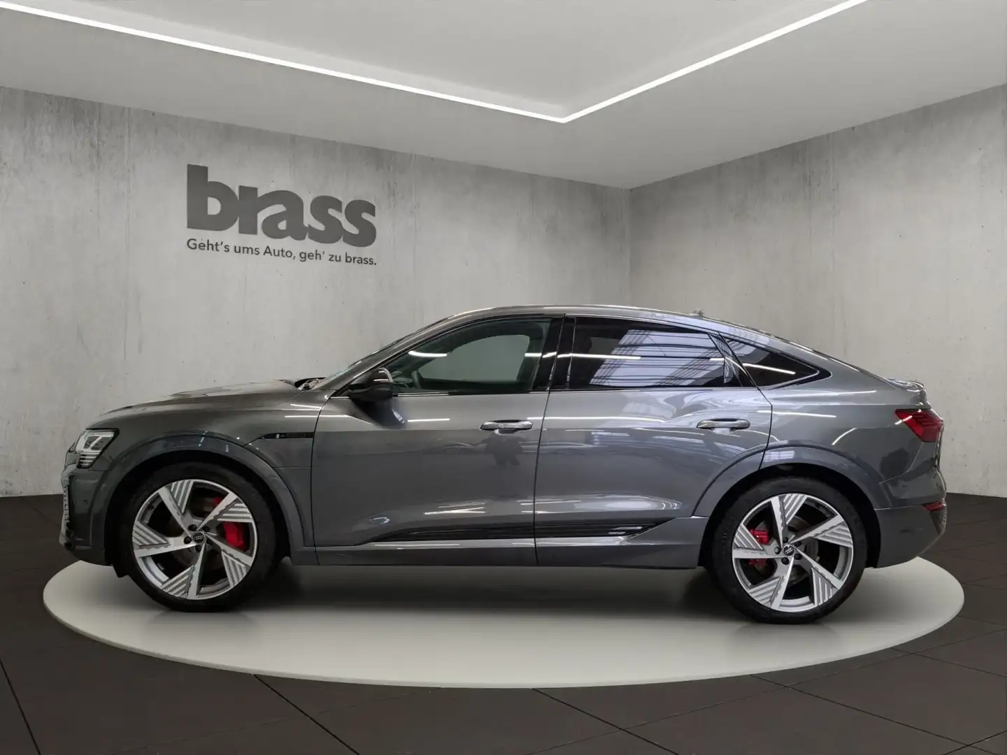 Audi Q8 e-tron S line 55 quattro 300 kW Gris - 2