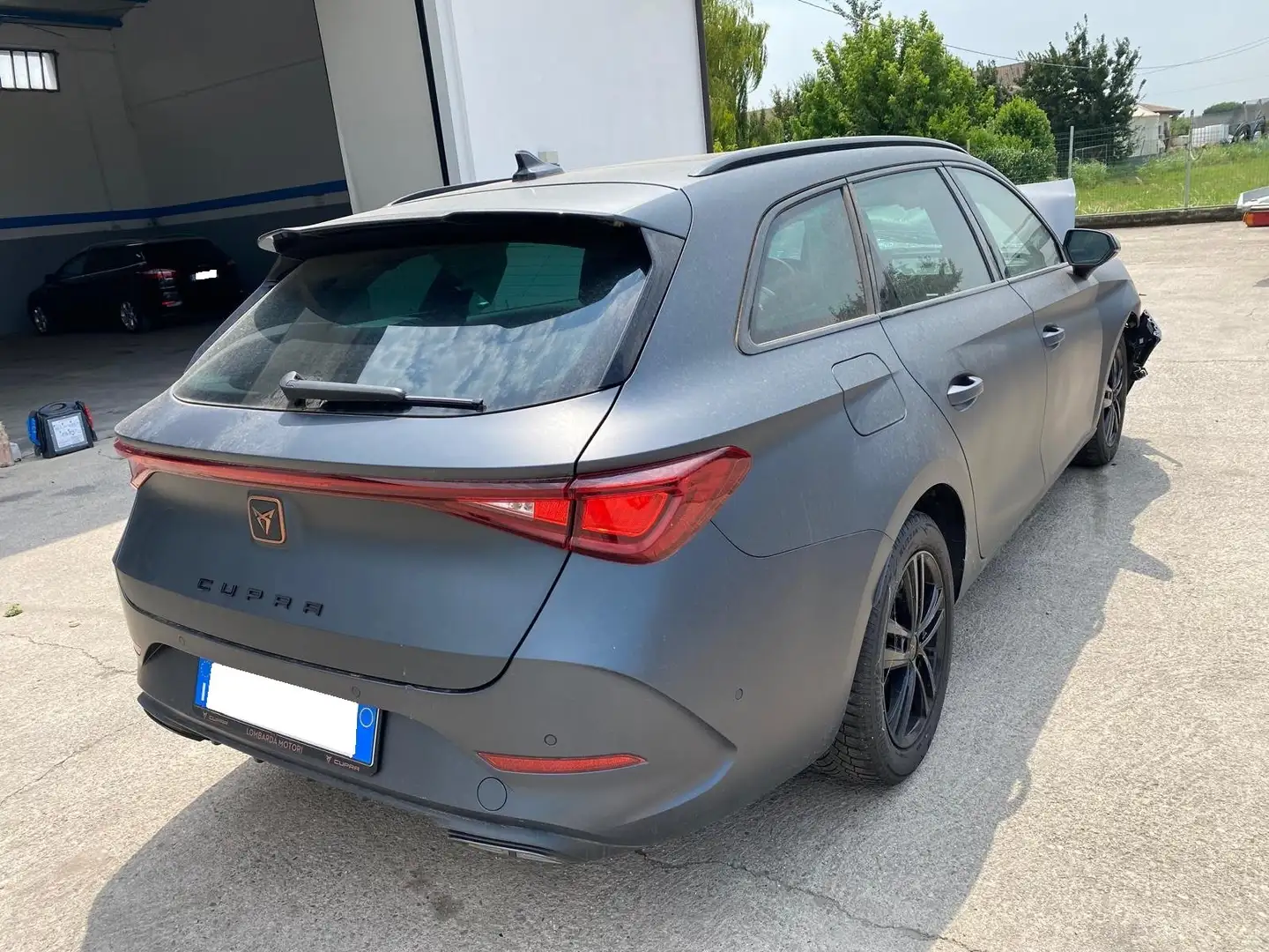 CUPRA Leon Sportstourer 1.5 etsi FR 150cv dsg TETTO Noir - 2
