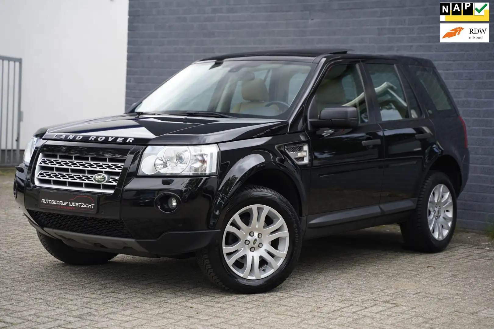 Land Rover Freelander 3.2 i6 HSE, Automaat, Leder, Panoramadak Zwart - 1