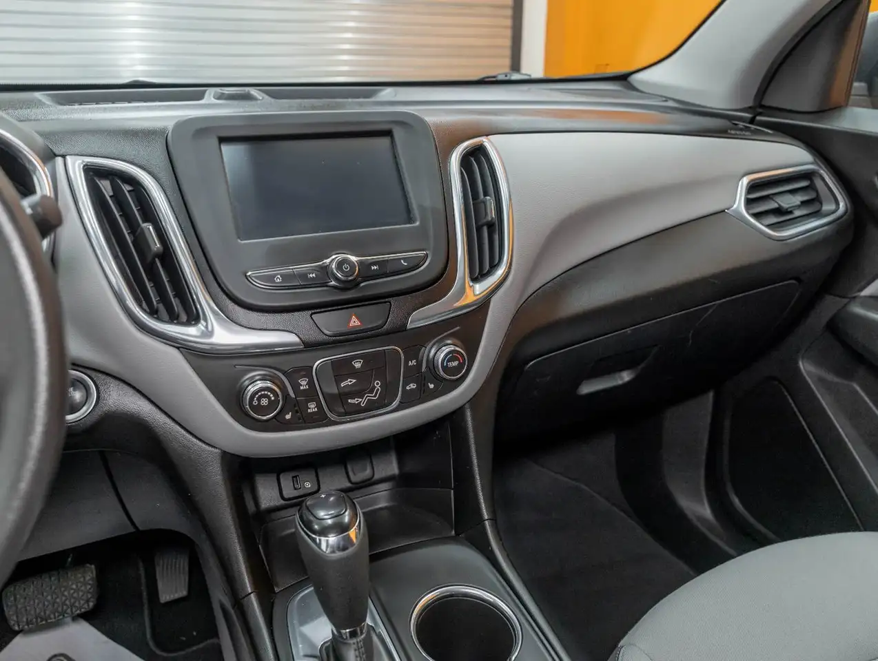 Chevrolet Equinox снимка Chevrolet Equinox