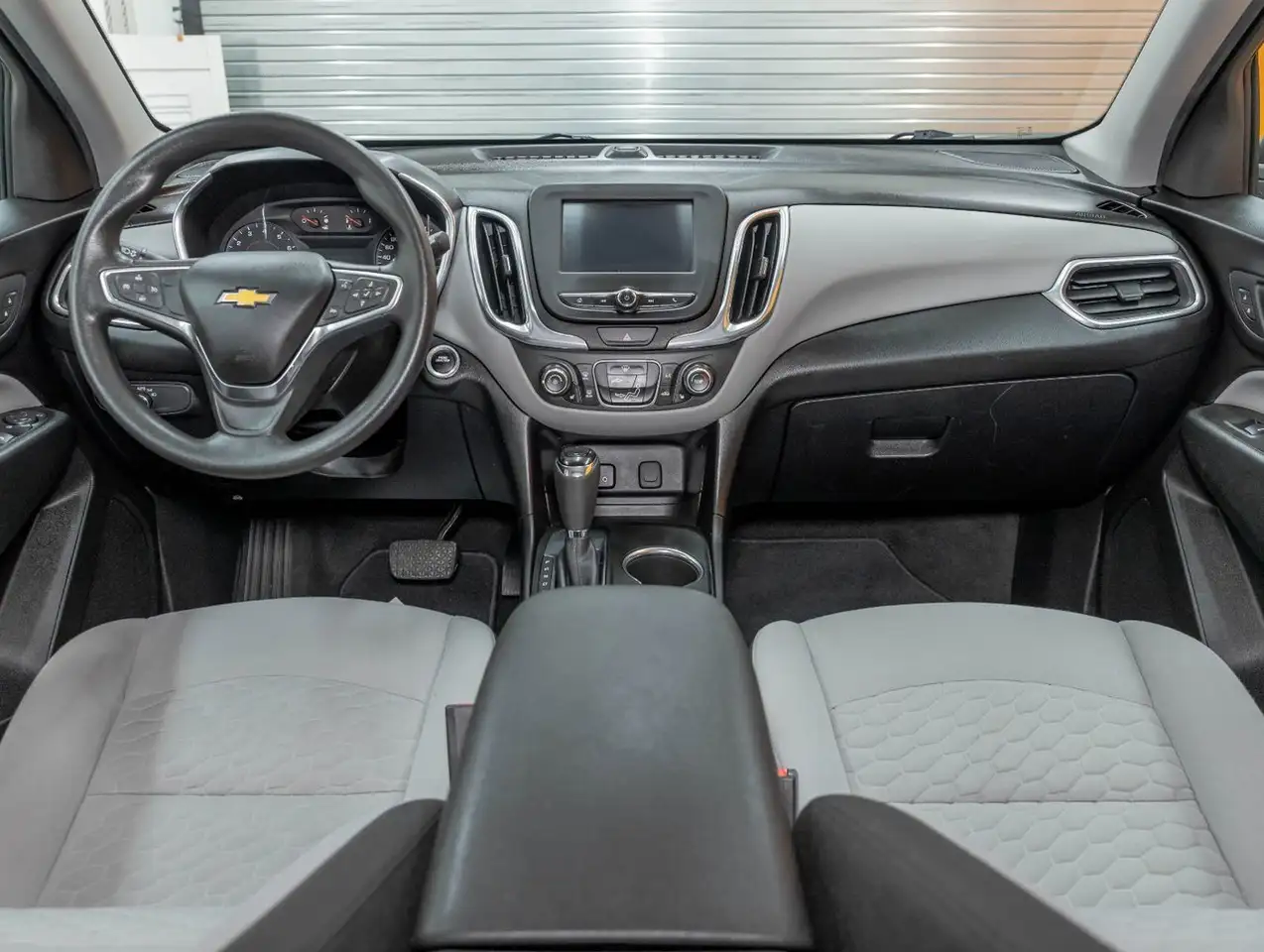 Chevrolet Equinox снимка Chevrolet Equinox