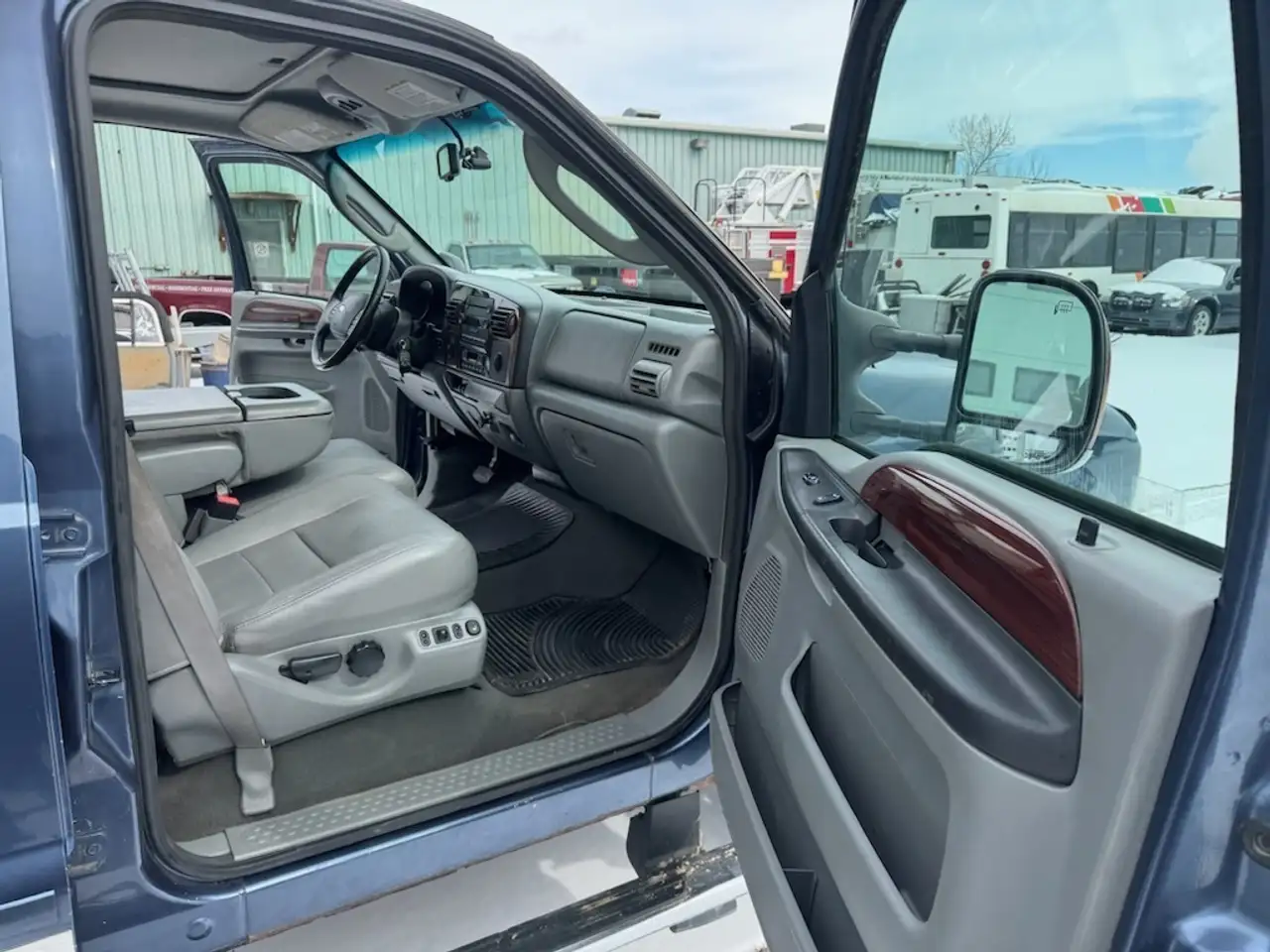 Ford F 350 снимка Ford F 350