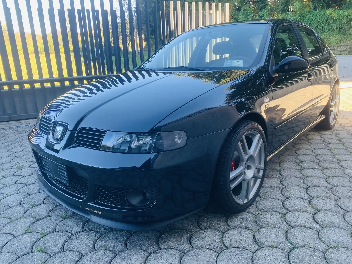 SEAT Leon 1.8 20v  F R 225cv - 1