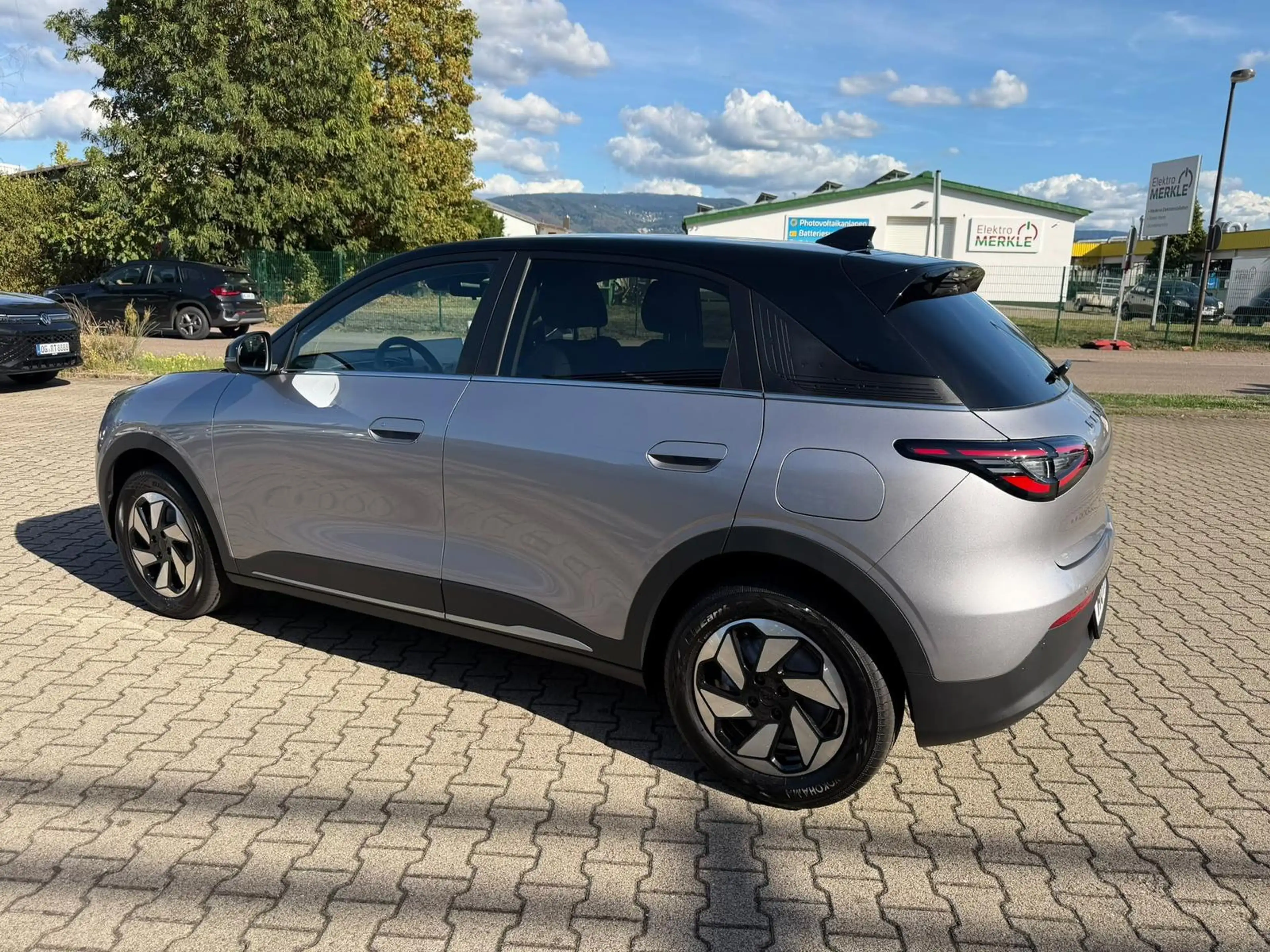 Geely 47,14 kwh Ultra*LED*Kamera*ACC*Navi*PDC* — photo 5