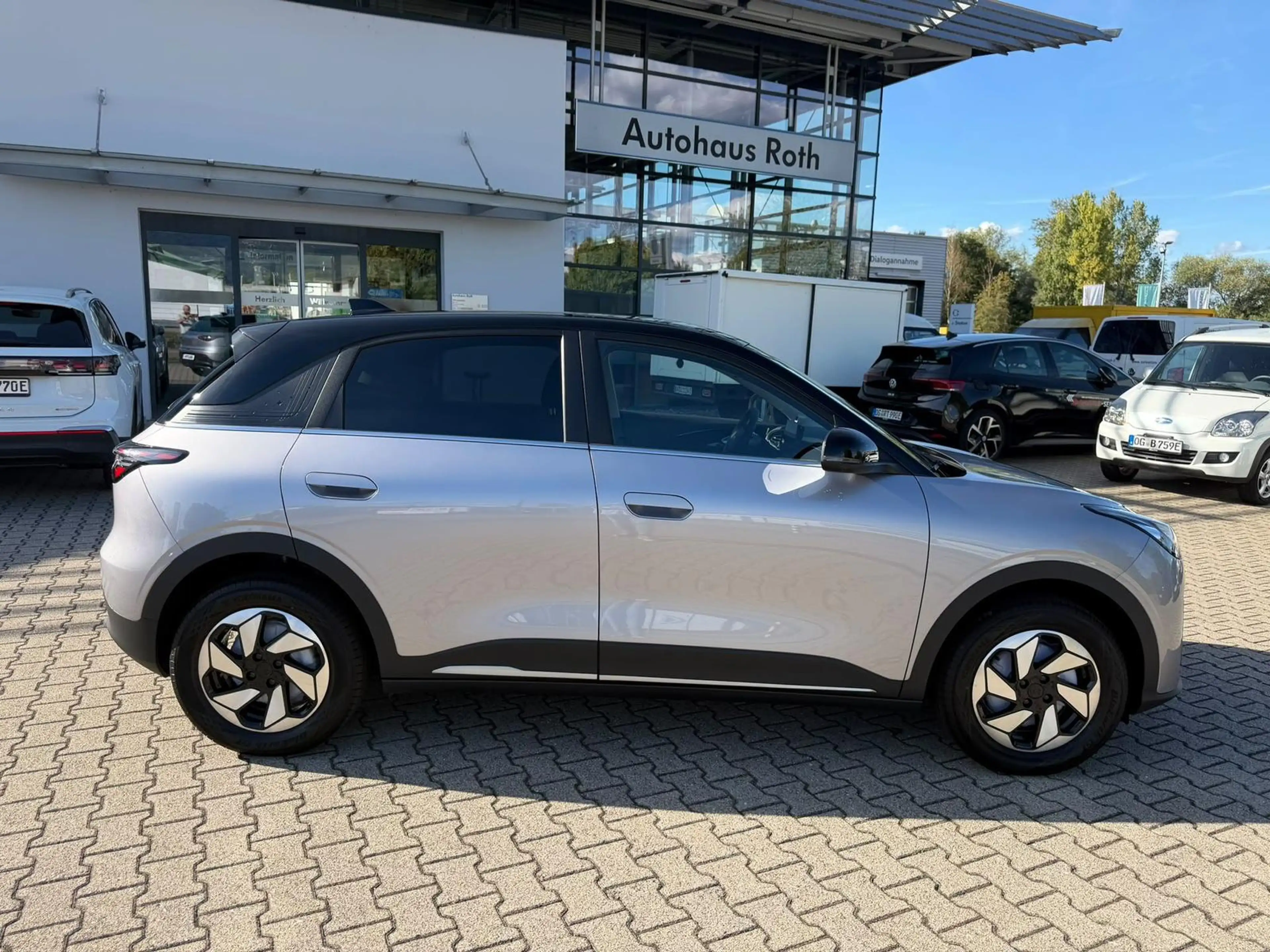 Geely 47,14 kwh Ultra*LED*Kamera*ACC*Navi*PDC* — photo 8
