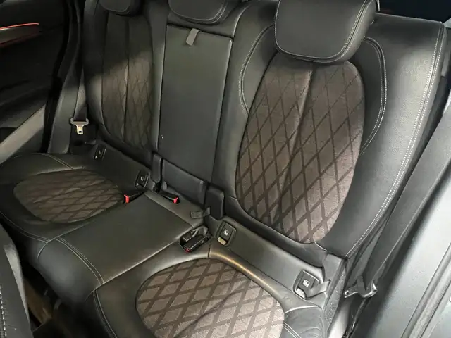 BMW X1 view 9