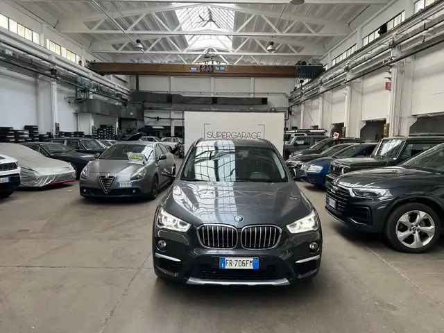 BMW X1 view 3