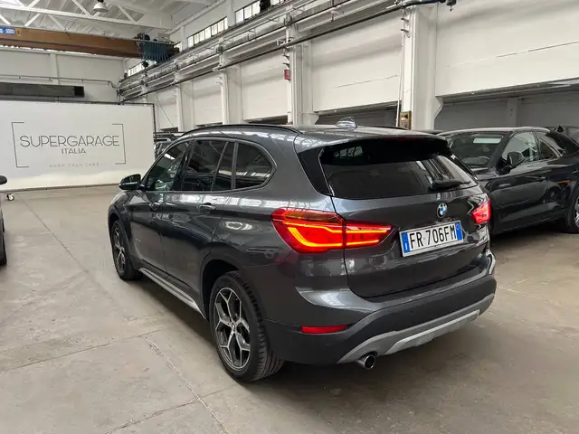 BMW X1 view 5