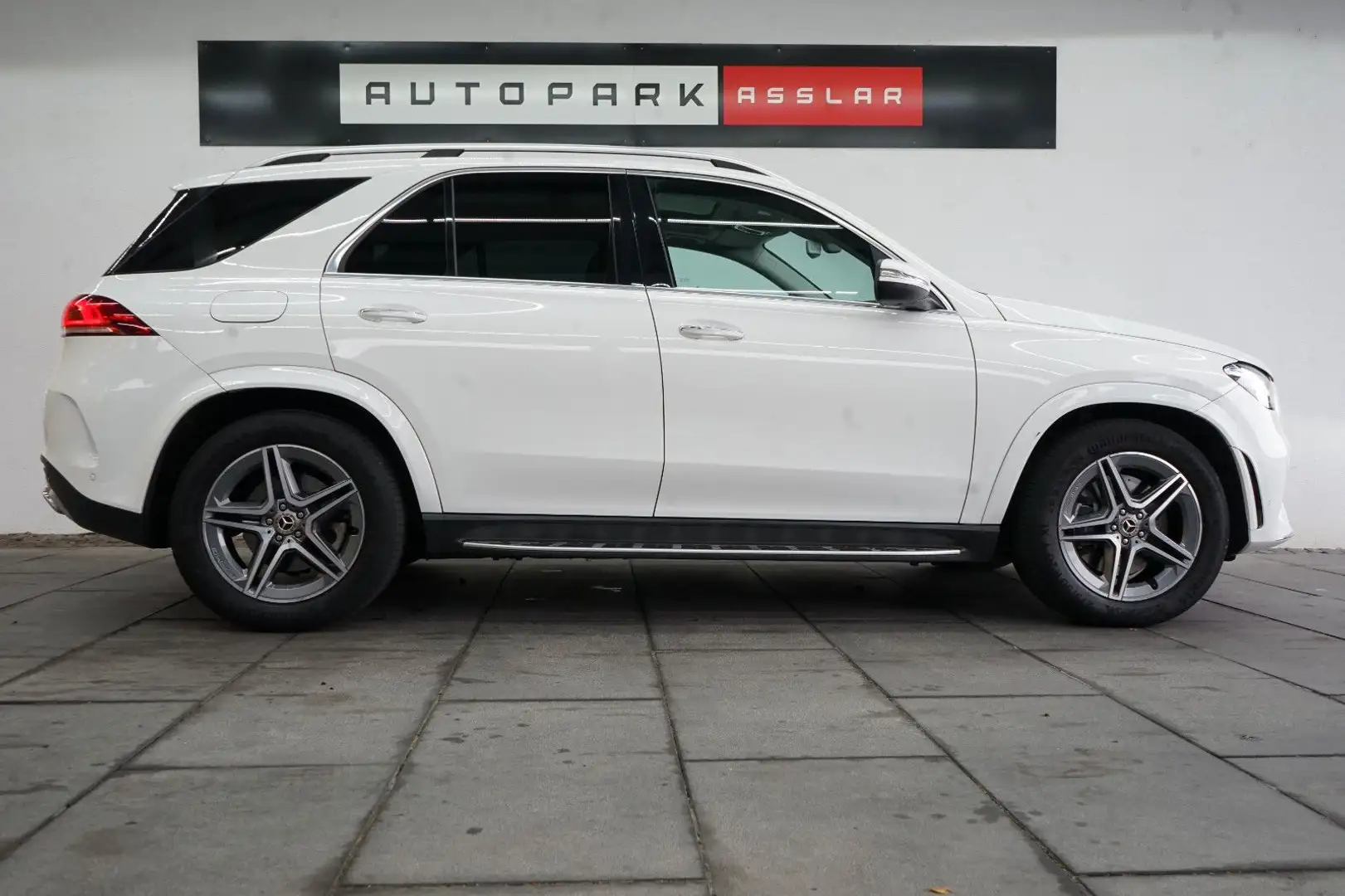 Mercedes-Benz GLE 350 d 4Matic/AMG-LINE/7-SITZER/PANO/AHK/STHZ Blanc - 1