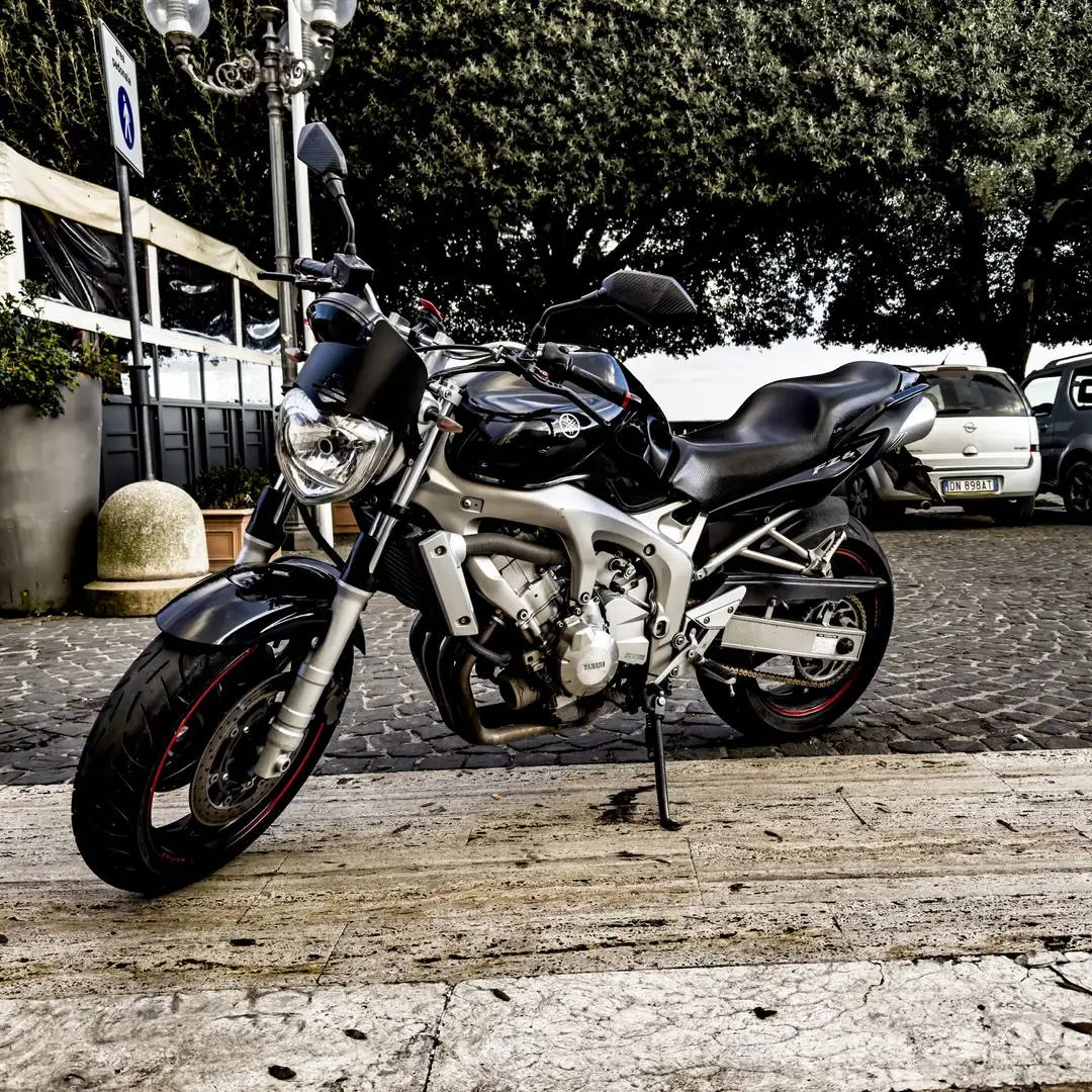 Yamaha FZ 6 S1 Black - 1