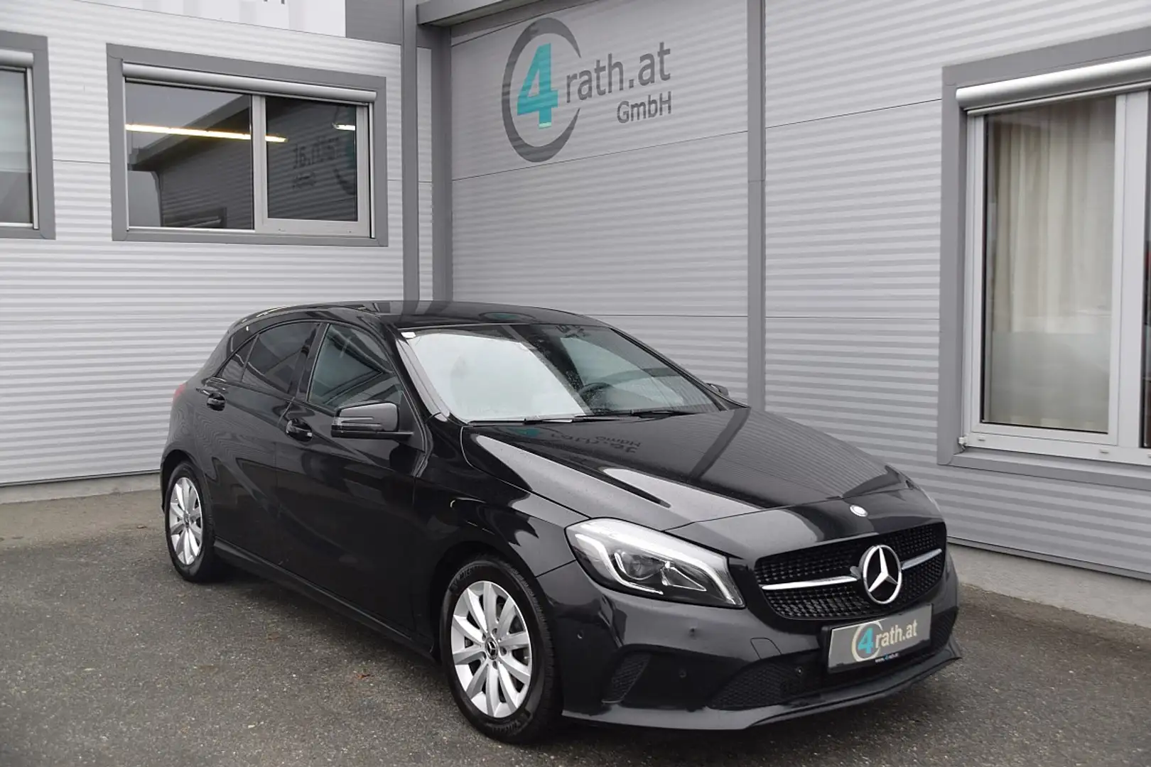 Mercedes-Benz A 160 d LED/RFK Schwarz - 1