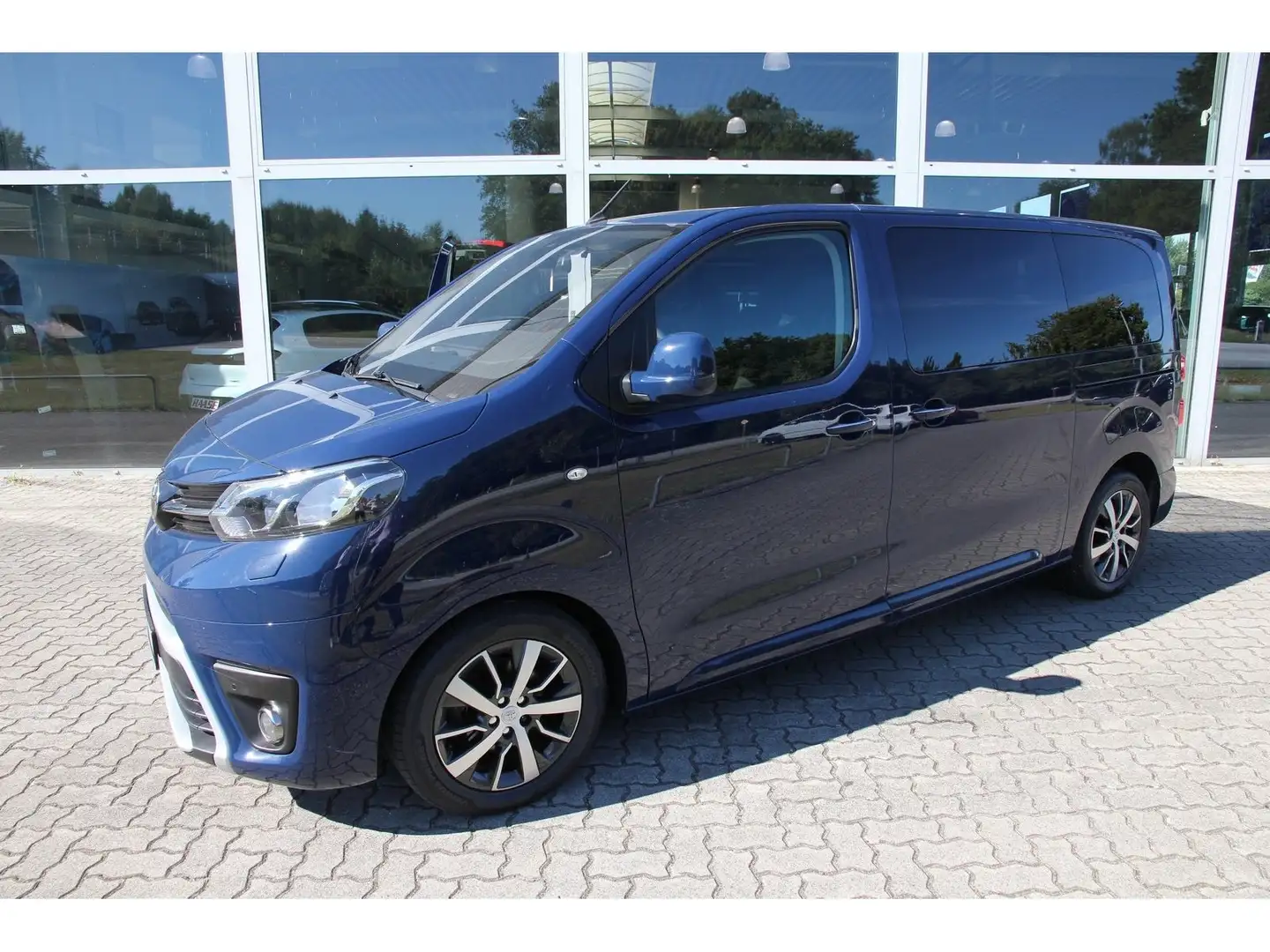 Toyota Verso Proace Verso HDi 150 Family Navi RFK AHK SHZ Bleu - 1