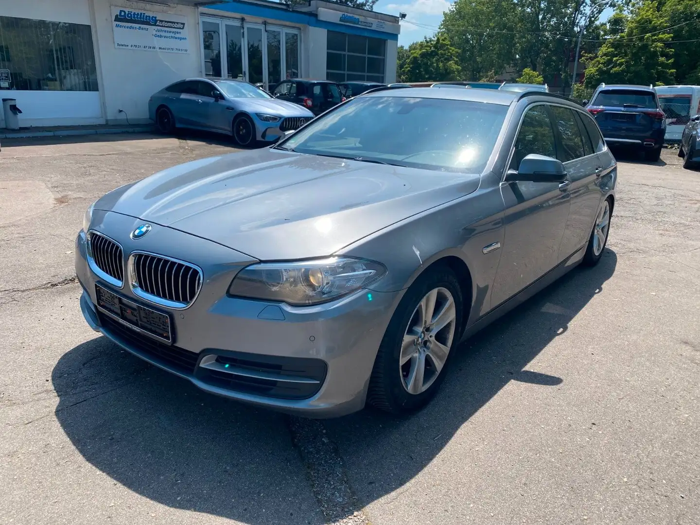 BMW 520 d Touring *Bi-Xenon/Navi/PDC/Klima/Alu/TÜV* Gris - 2