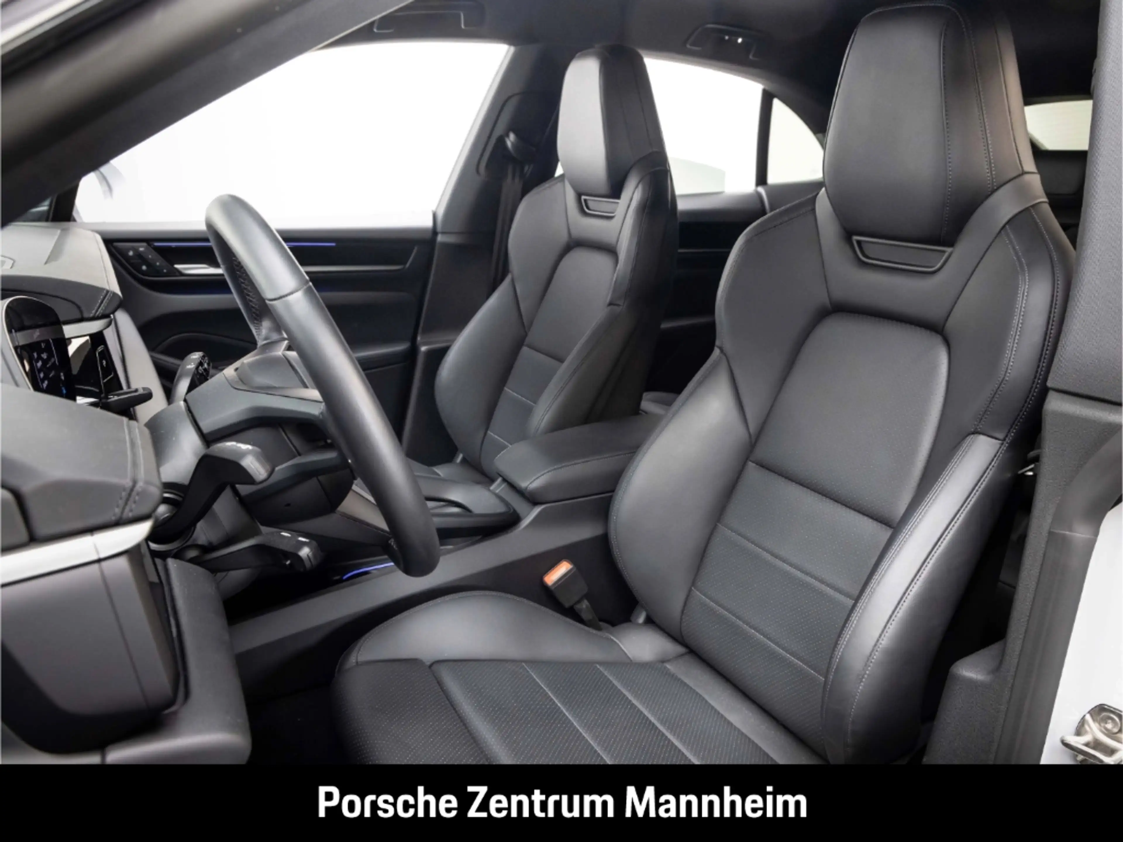 Porsche Macan 4S — photo 5