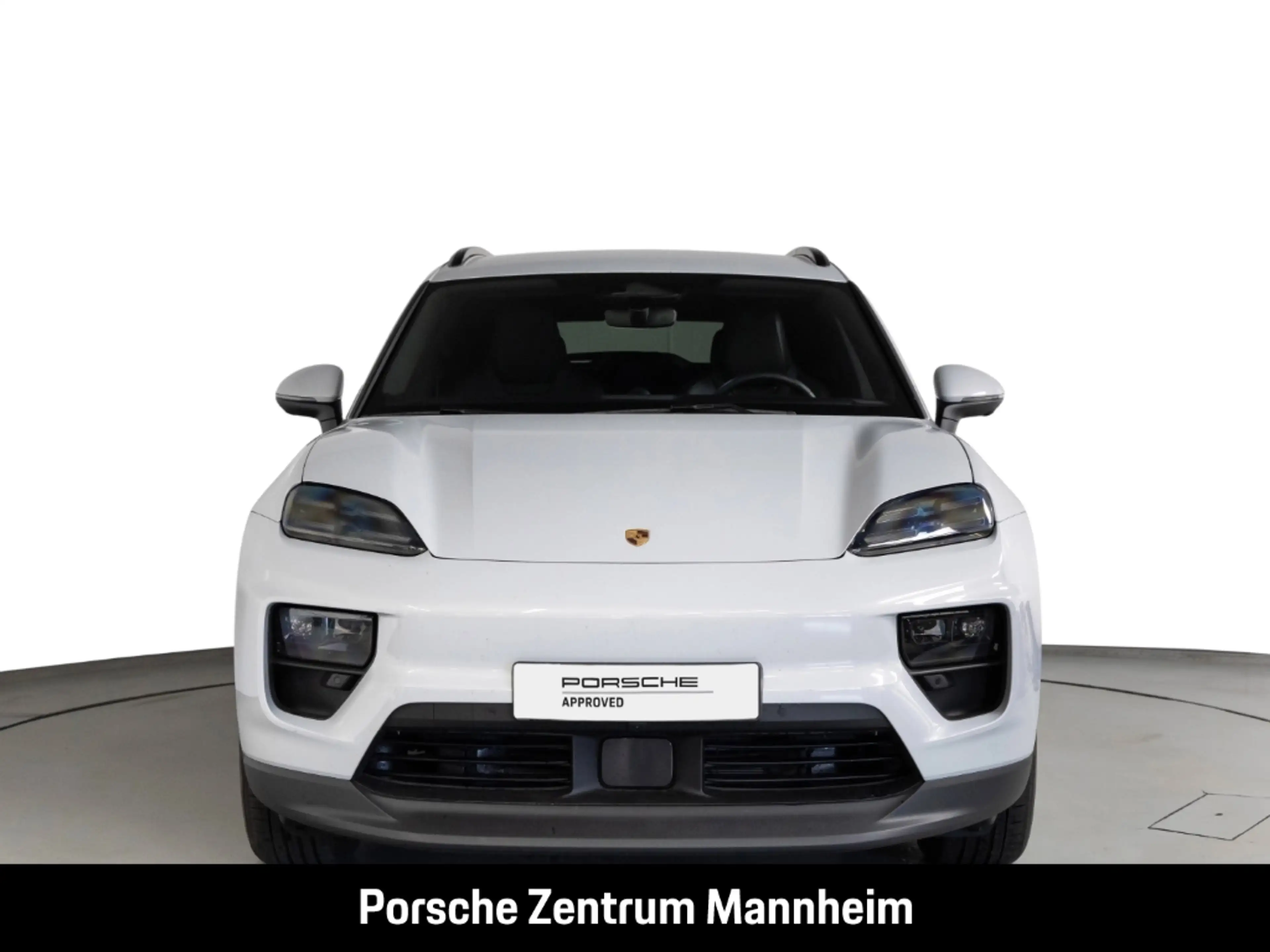 Porsche Macan 4S — photo 6