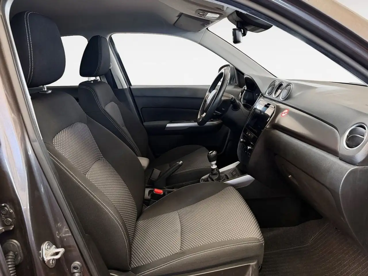 2025 Suzuki Vitara 1.4T Mild Hybrid S1, photograph 12