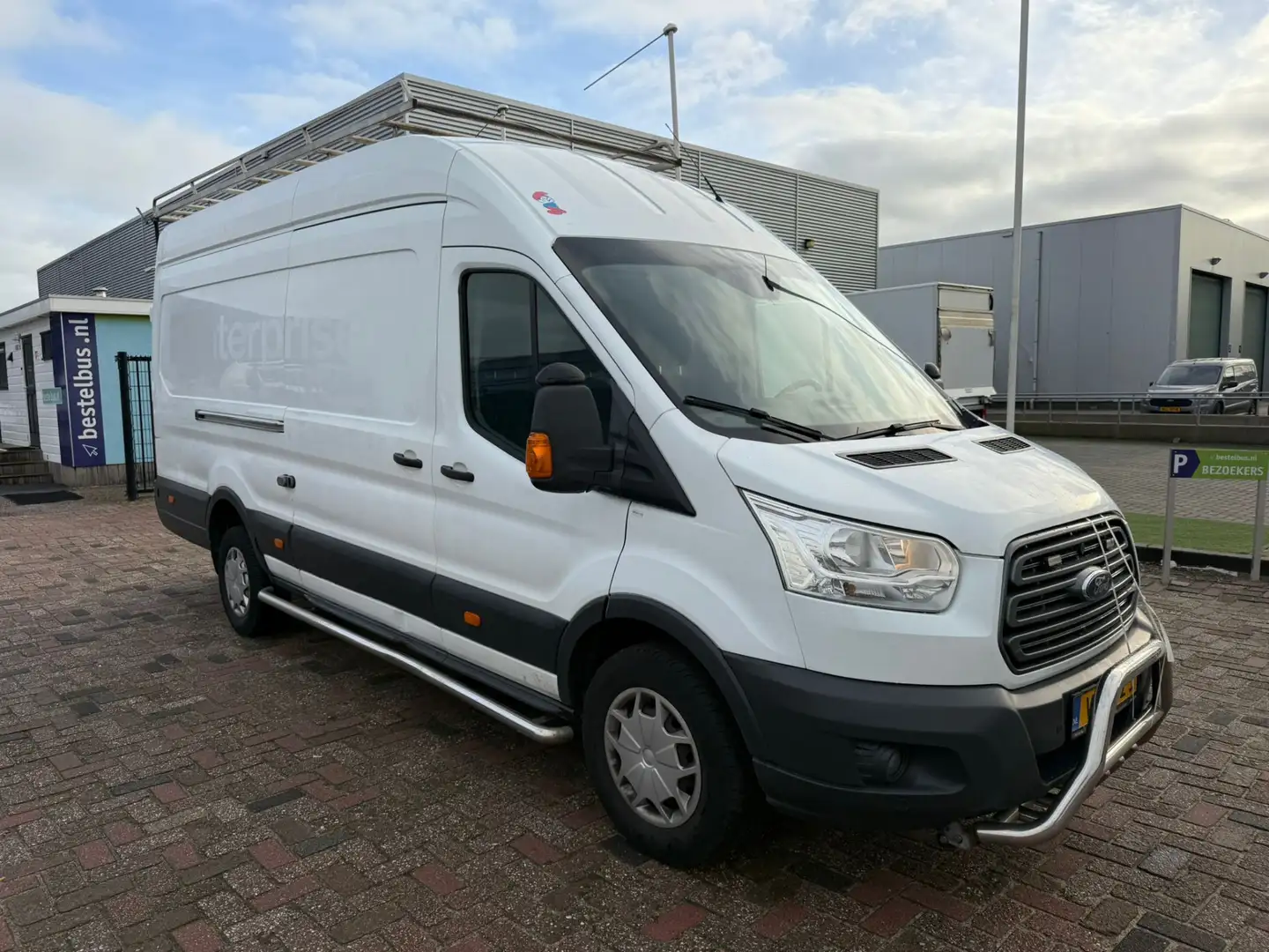 Ford Transit 350 2.0 TDCI L4H3 Luchtvering Airco Euro6 Camera Wit - 1