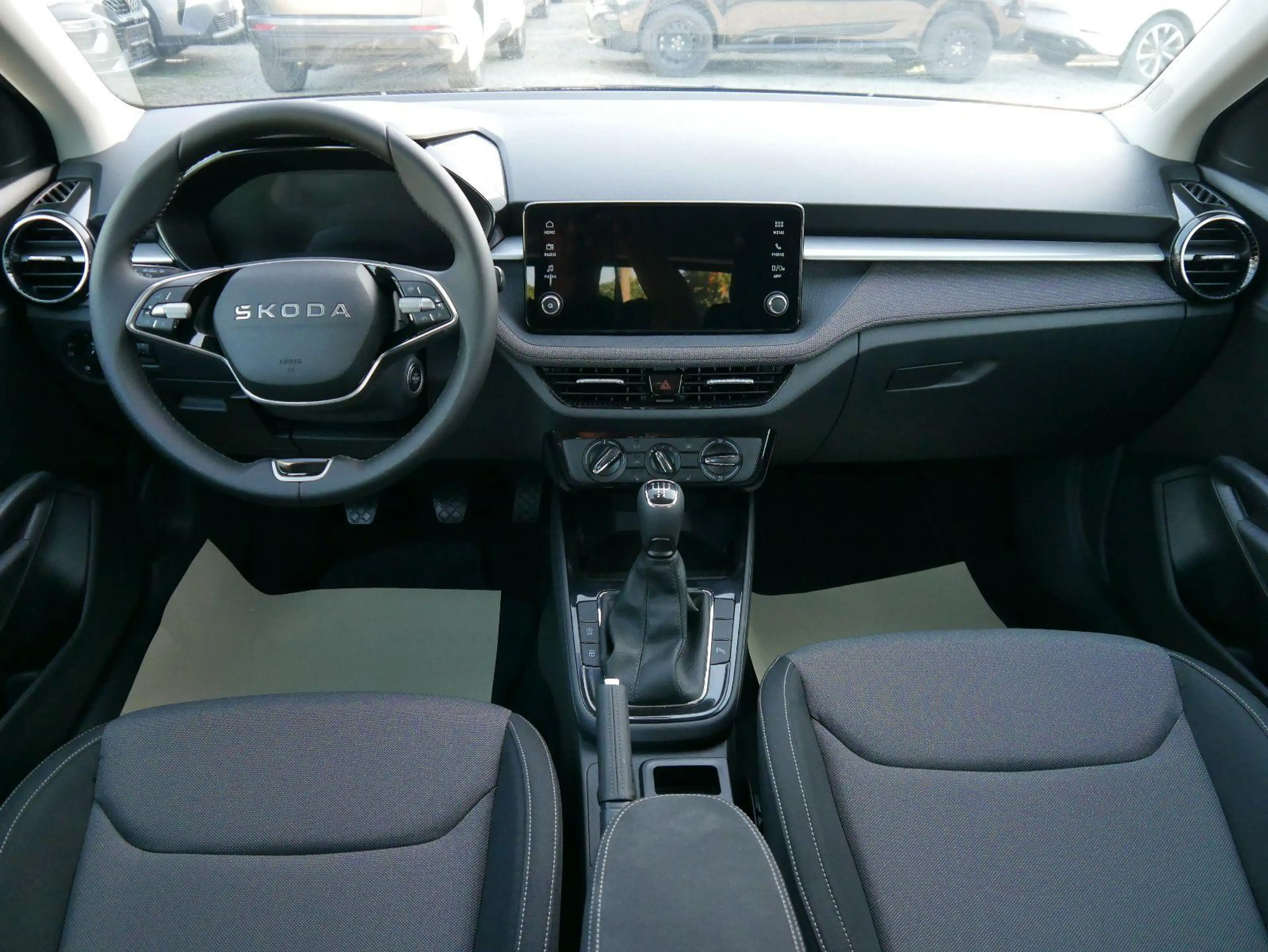 Skoda Fabia Edition 130 Jahre PLUS 1,0 MPI*LED*PDC-KAMERA*S... — photo 11
