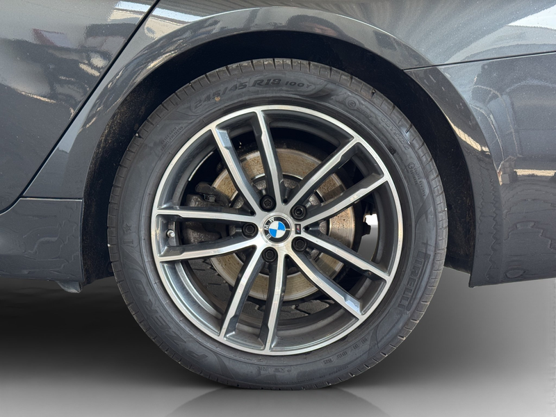 BMW 520 dA Tour. M Sport Navi.LED.ACC.Rükamera.Hifi — photo 10