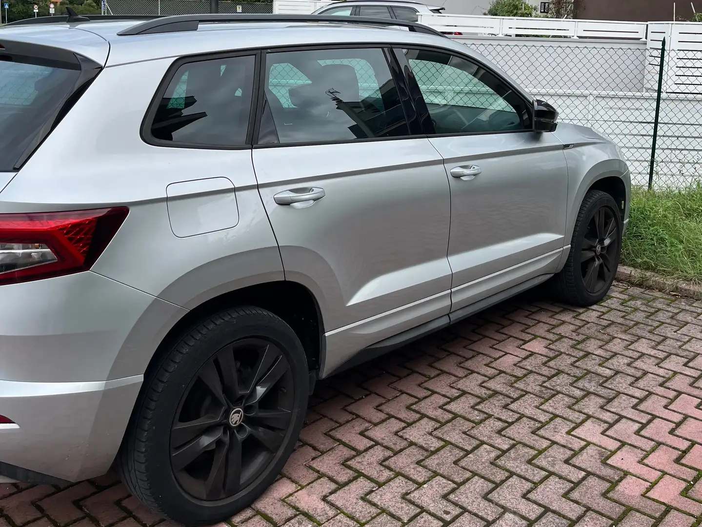 Skoda Karoq Karoq 2017 1.6 tdi Sportline dsg Argento - 2