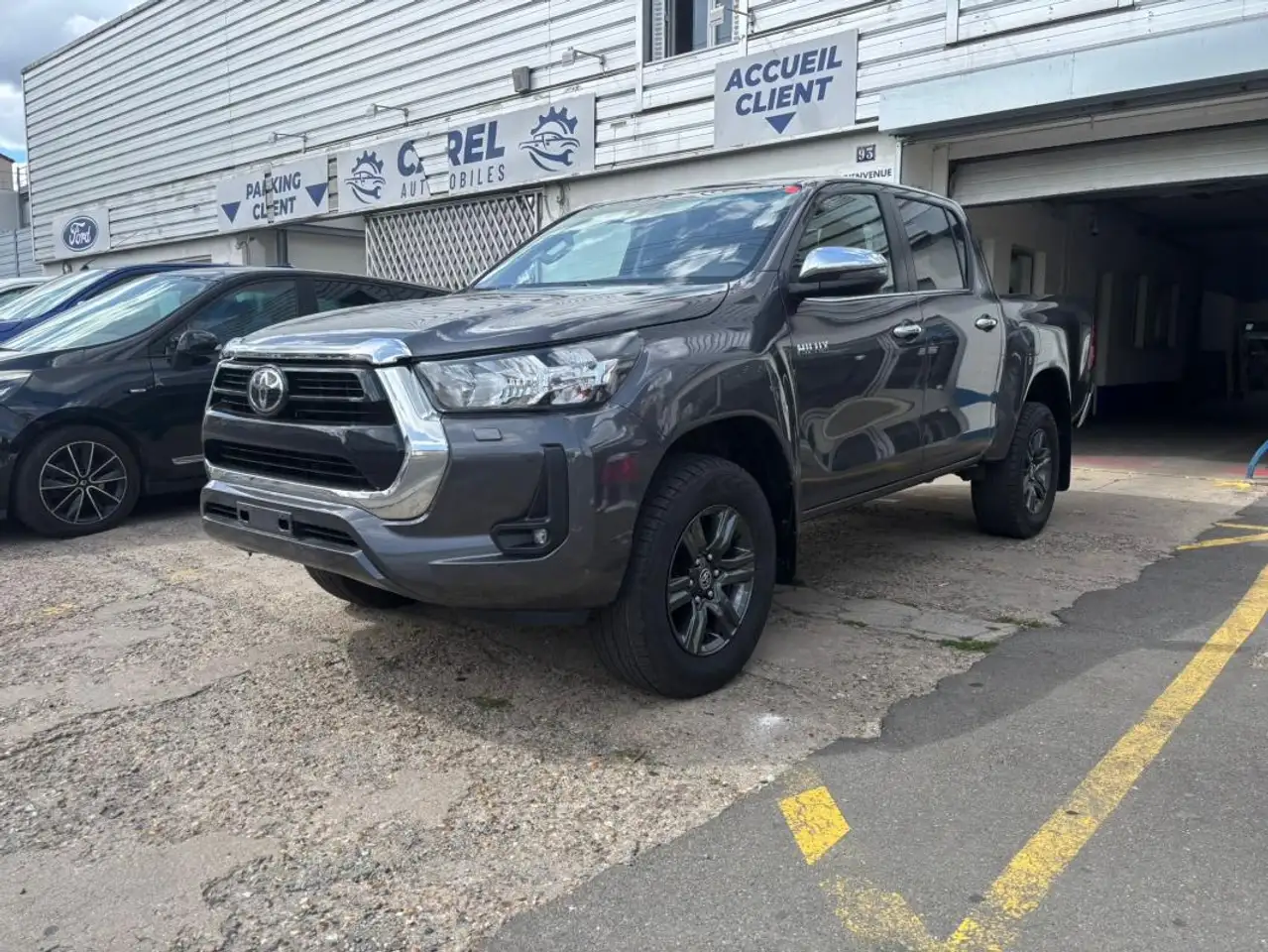 Toyota Hilux