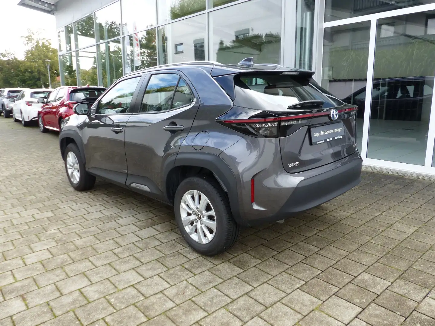 Toyota Yaris Cross Hybrid FWD LED HeadUp SHZ Totwinkel Grau - 2