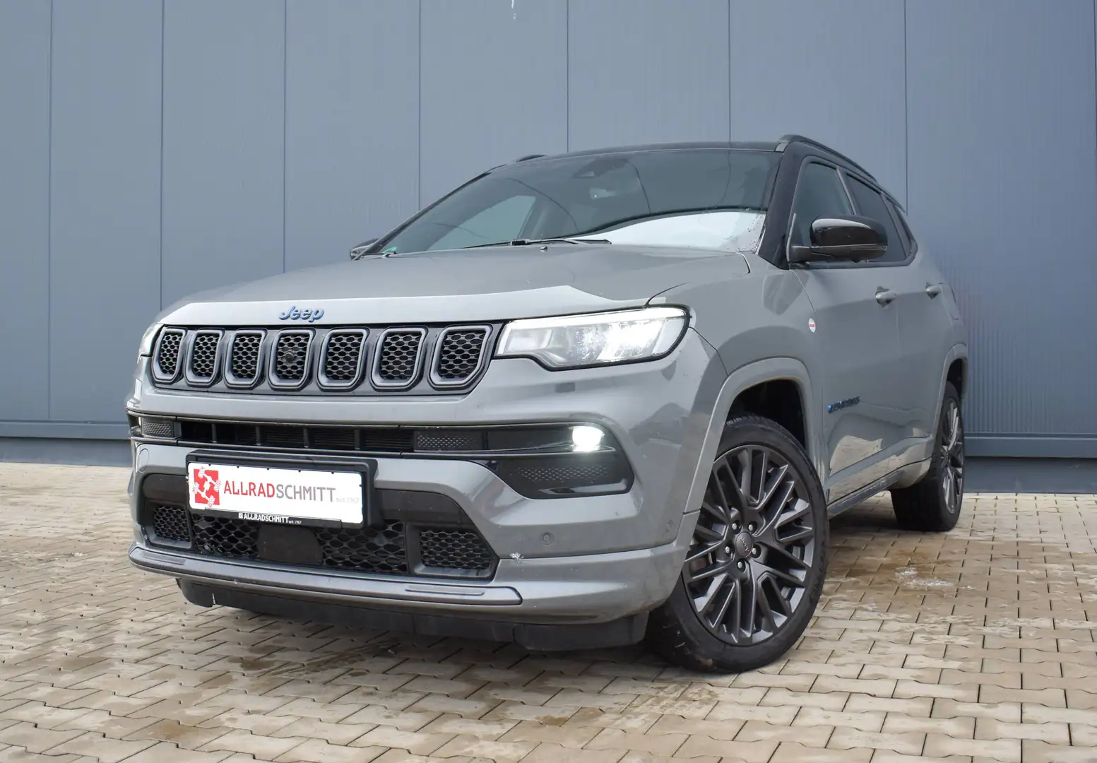 Jeep Compass PHEV S 1.3l A/T 4xe Grau - 1
