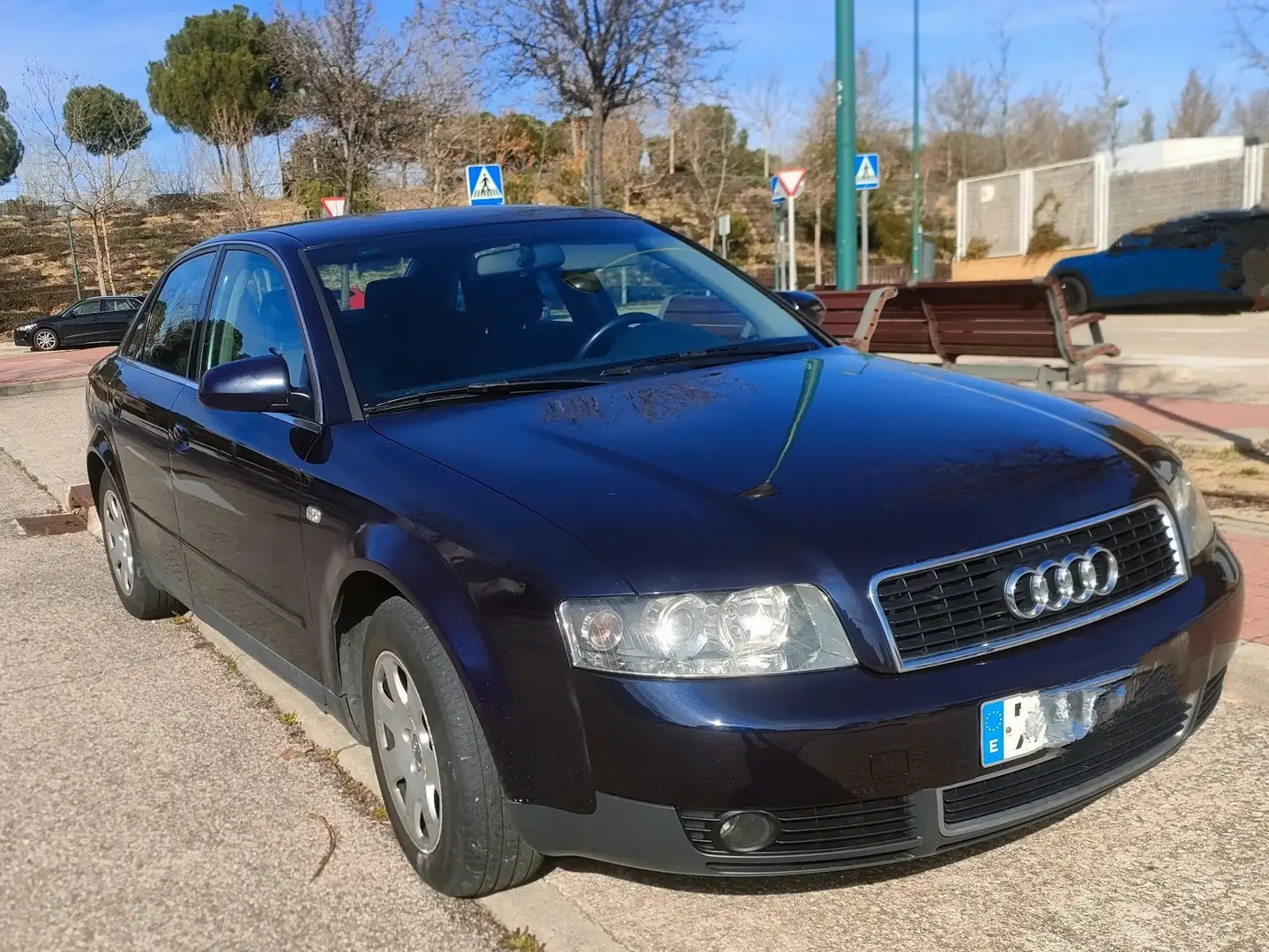 Audi A4 1.9TDI Azul - 1