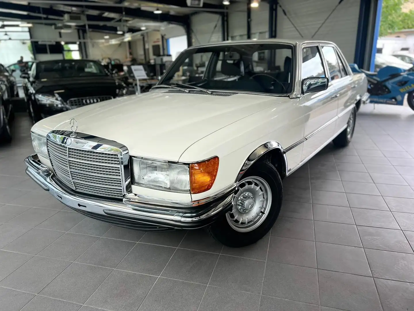 Mercedes-Benz S 280 280S |1.Hand|Scheckheftgepflegt|Oldtimer2+| Wit - 1