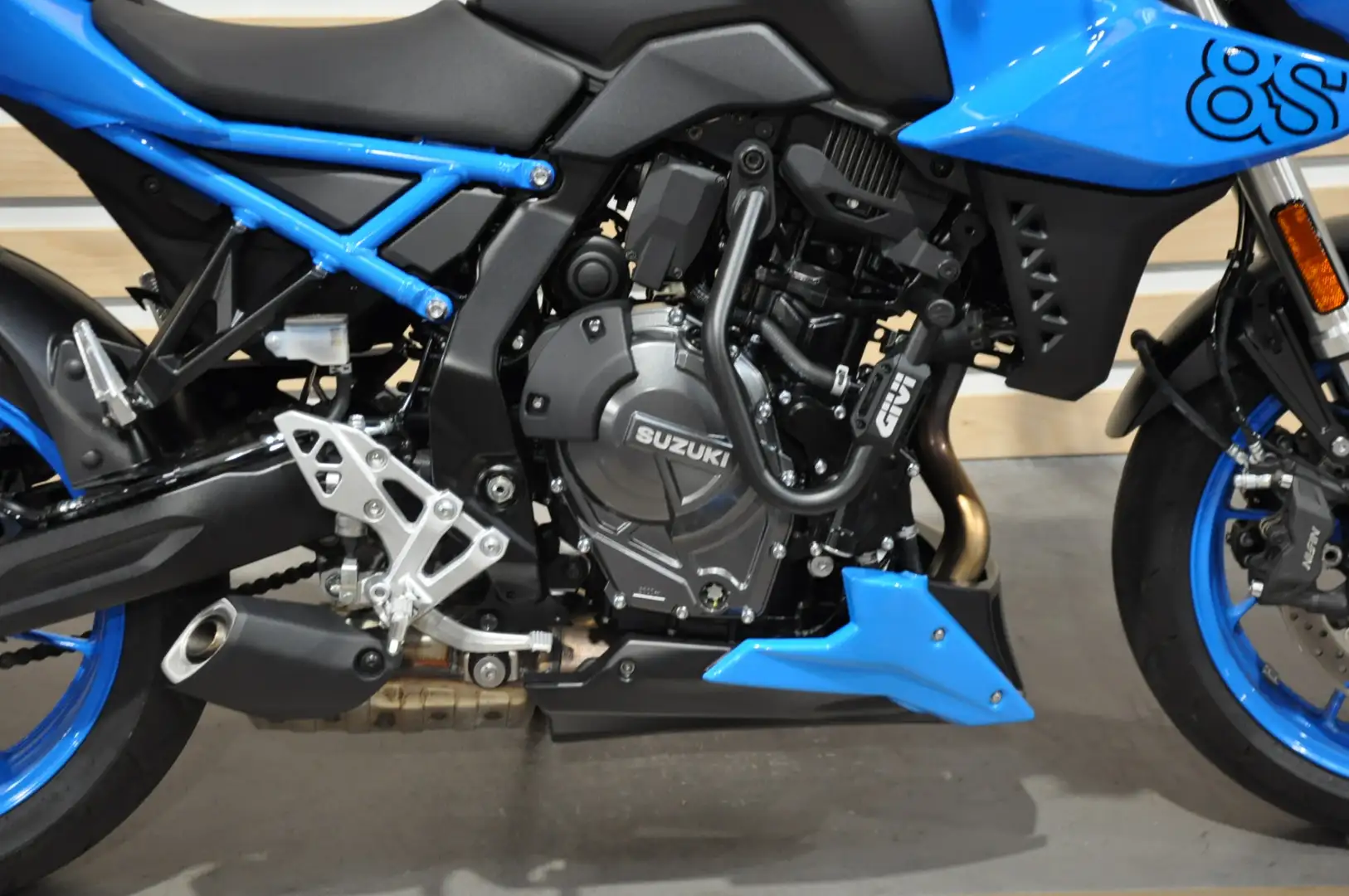 Suzuki GSX 8S Blauw - 2