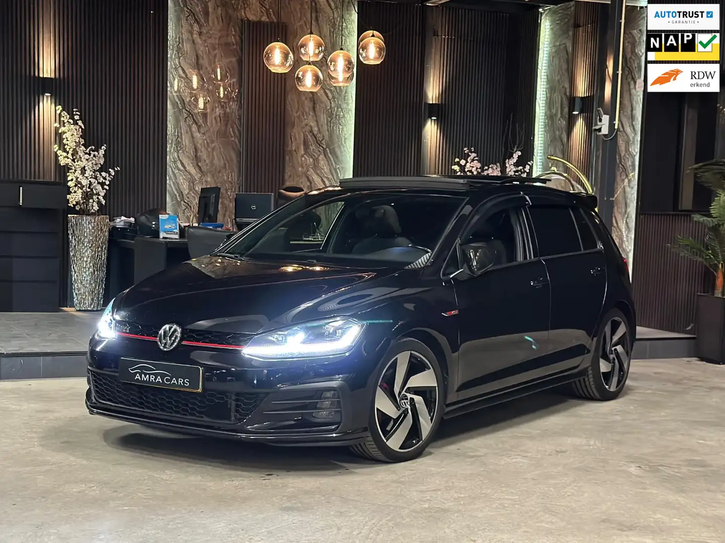 Volkswagen Golf GTI 2.0 TSI GTI|PANO|STOELVERW|BOMVOL - 1