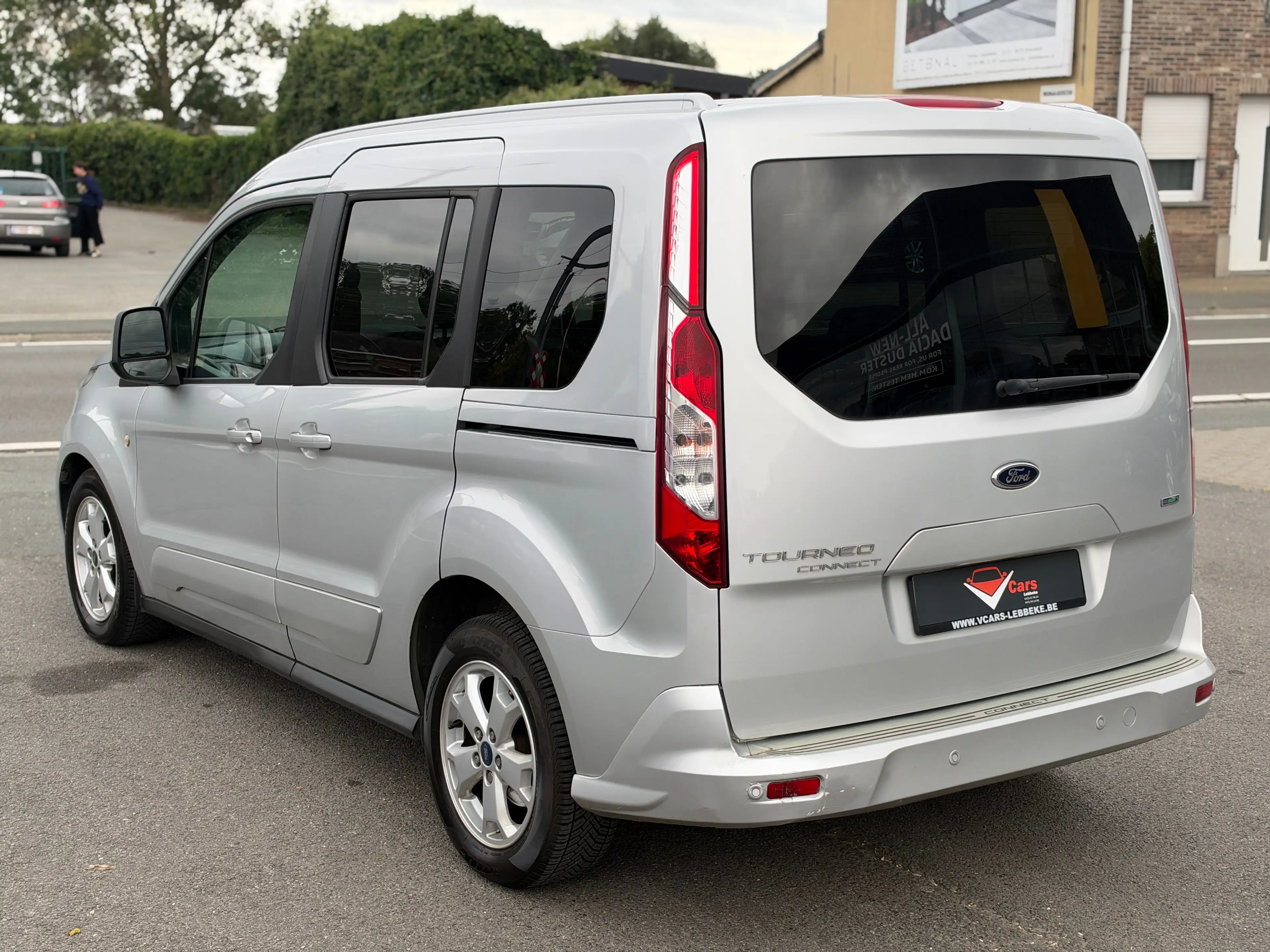 Ford Tourneo Connect 1.0 EcoBoost Ambiente (EU6) — photo 4