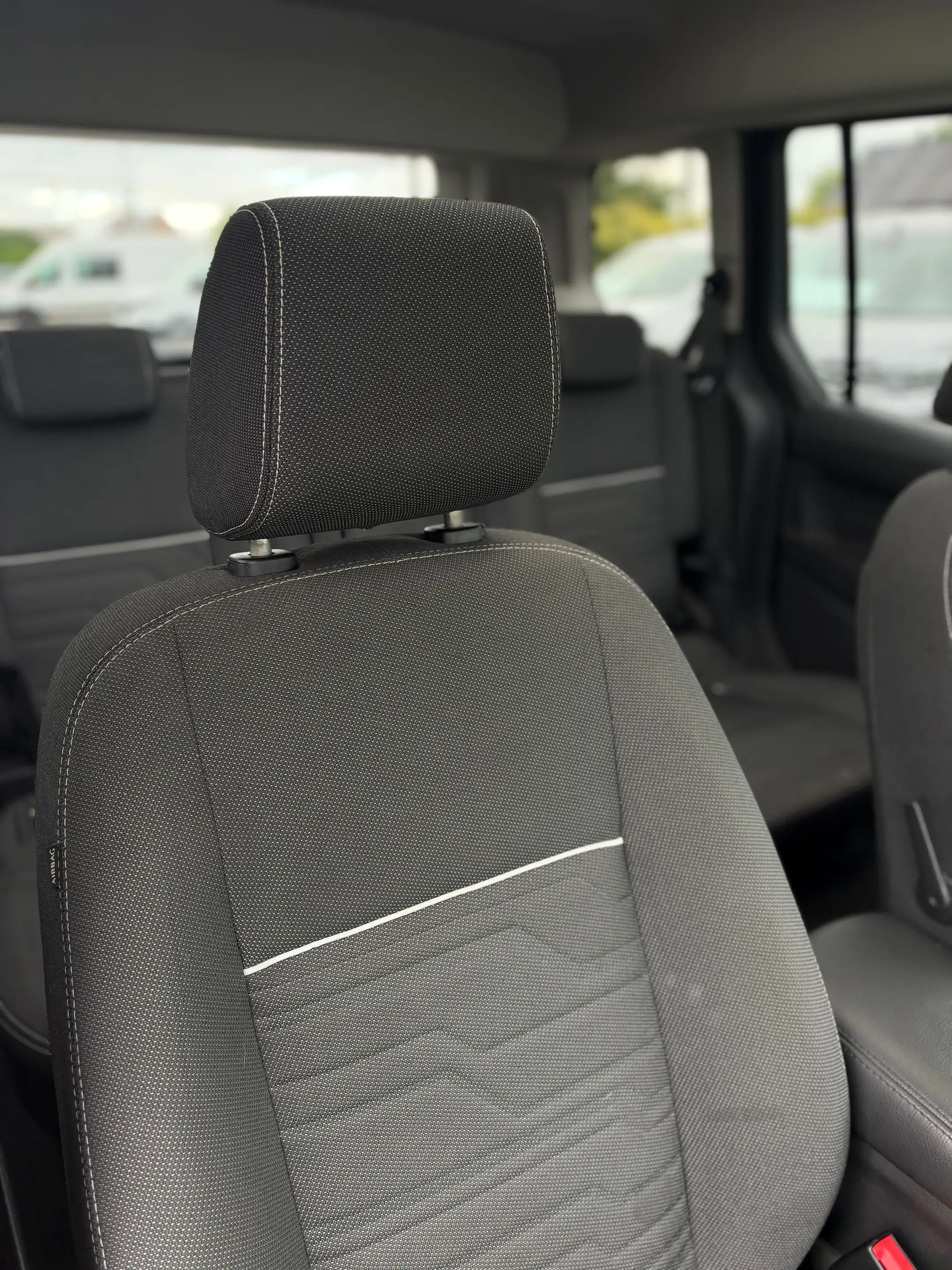Ford Tourneo Connect 1.0 EcoBoost Ambiente (EU6) — photo 11