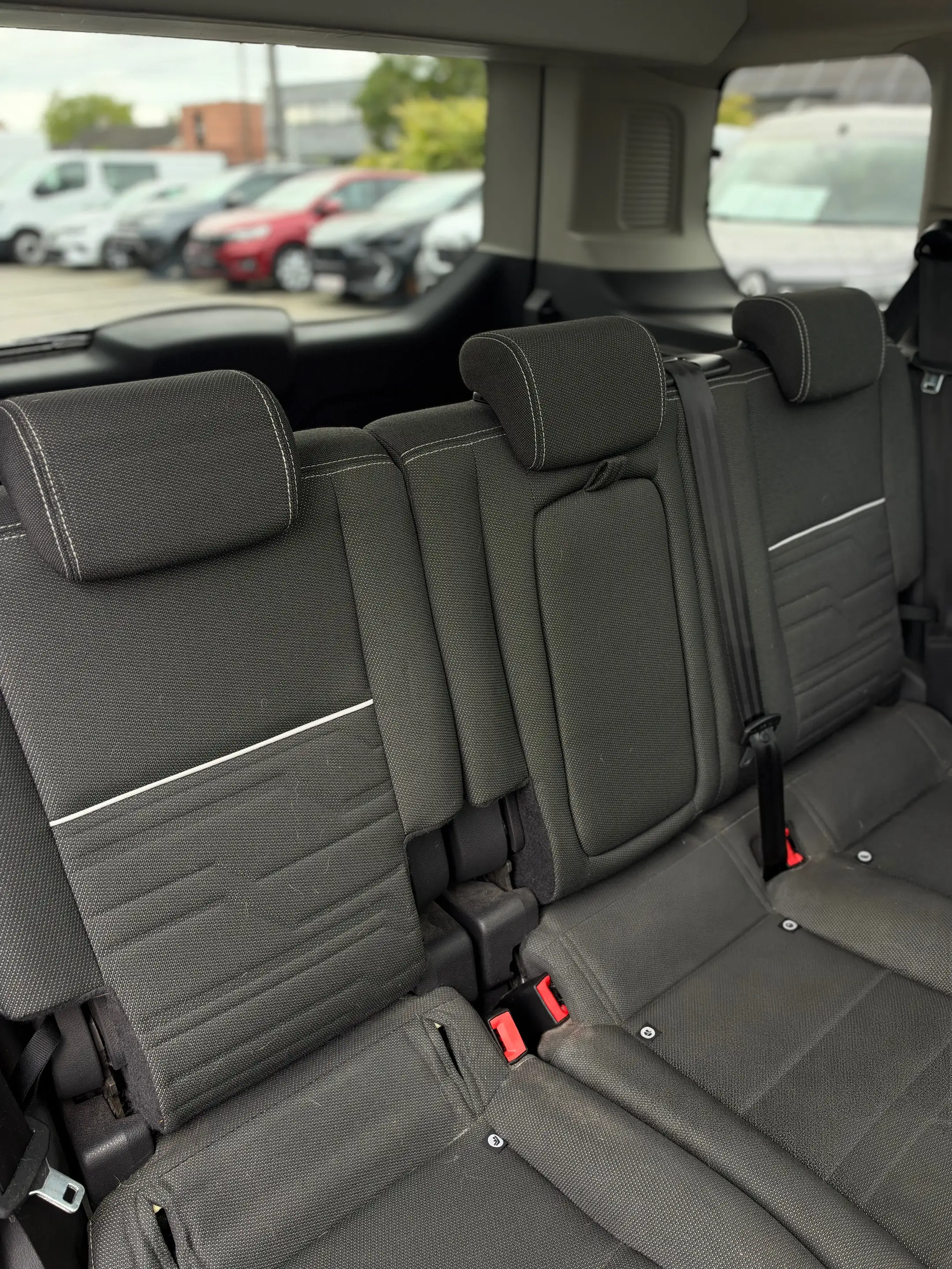 Ford Tourneo Connect 1.0 EcoBoost Ambiente (EU6) — photo 7
