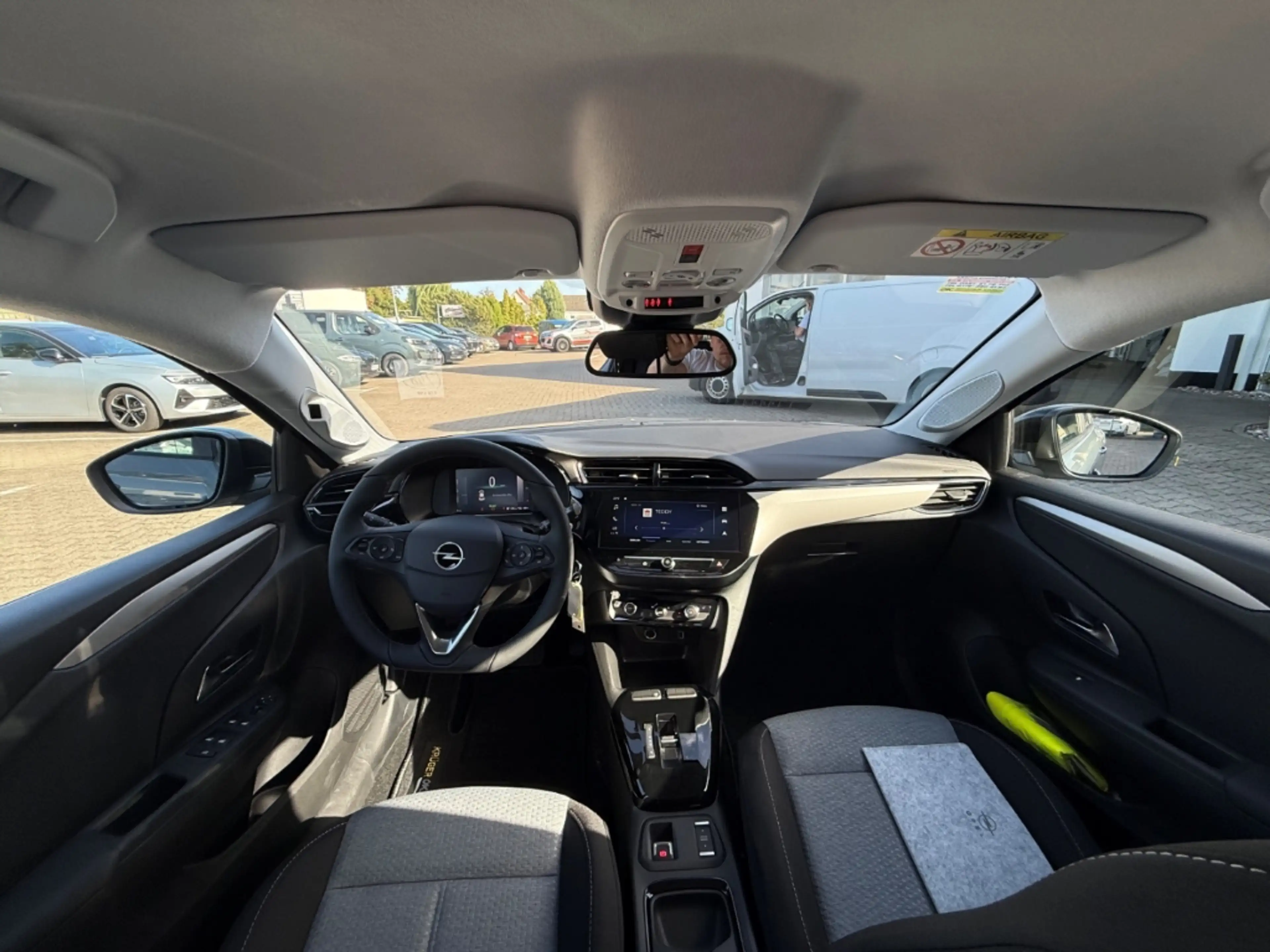 Opel Corsa-e Edition SHZ+LHZ+11KW-Charger+Allwetter — photo 6