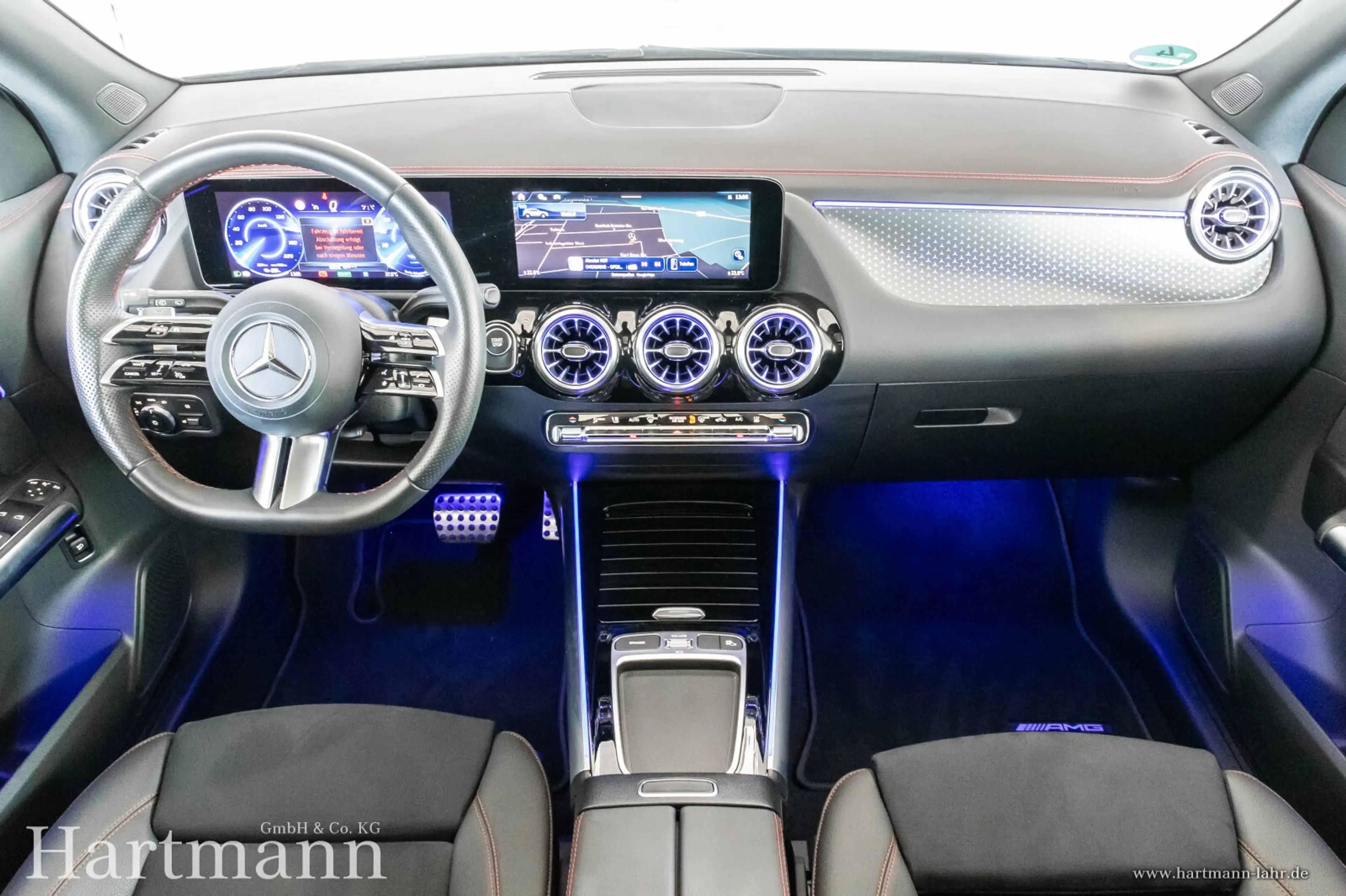Mercedes-Benz EQA 300 EQA 300 4MATIC AMG Night Advanced Panorama AHK LED — photo 8
