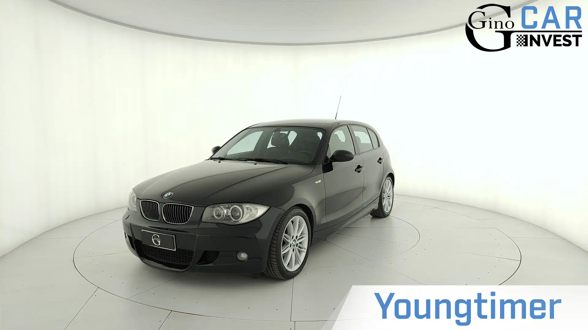BMW 130 i 5p Msport Negru - 1