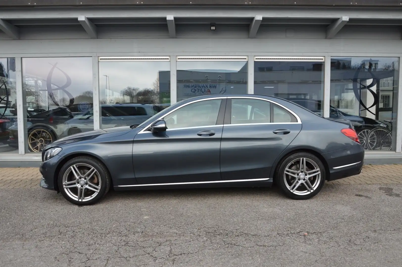 Mercedes-Benz C 200 d Lim.*AVANTGARDE*PDC*SHZ*SPUR*ALU*EURO6* Grau - 2