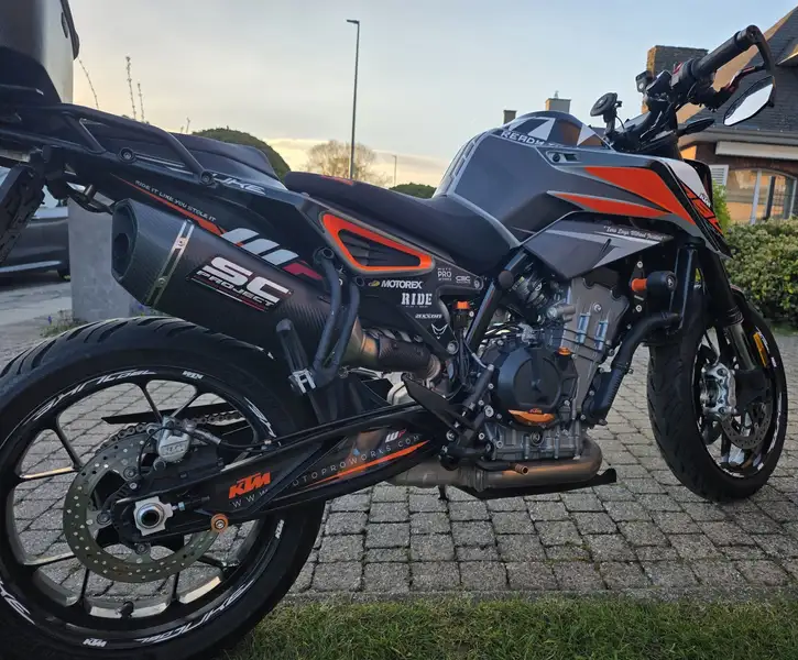 KTM 790 Duke - foto 4