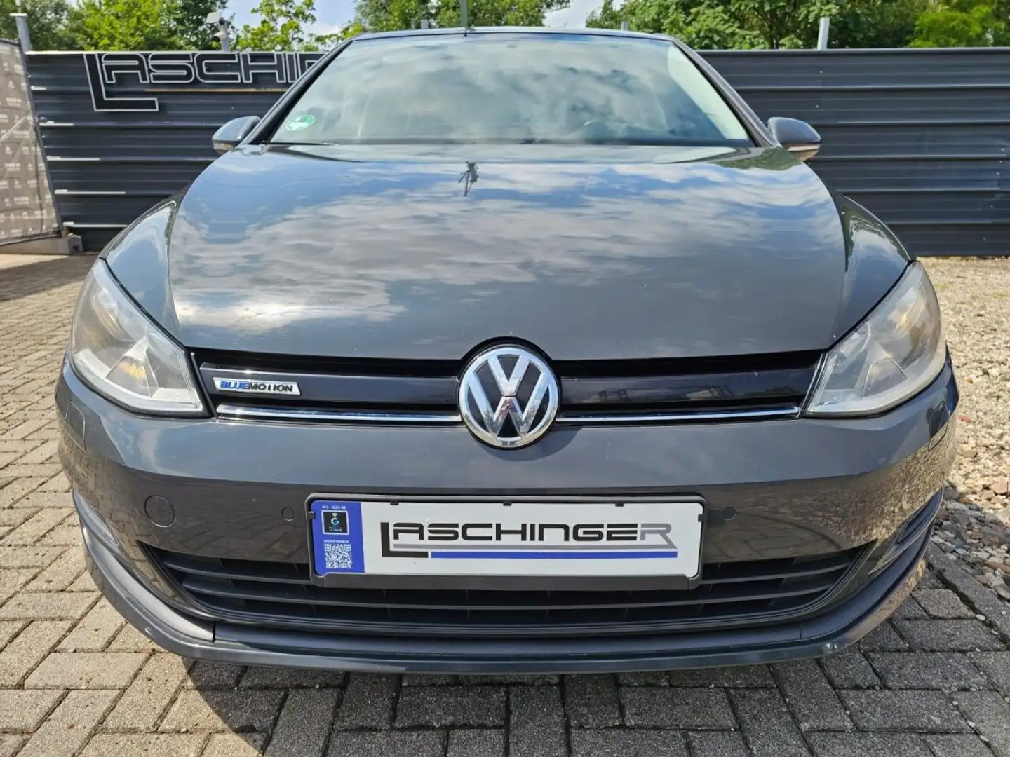 Volkswagen Golf VII Lim. 1.6 NAVI SHZ TEMPOM PDC USB KLIMA Grijs - 2