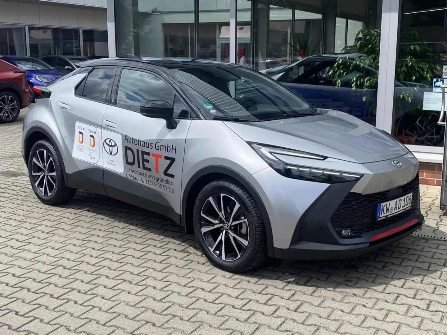 Toyota C-HR 2.0 Hybrid Team Deutschland/Technik-Paket/ WKR Argento - 2