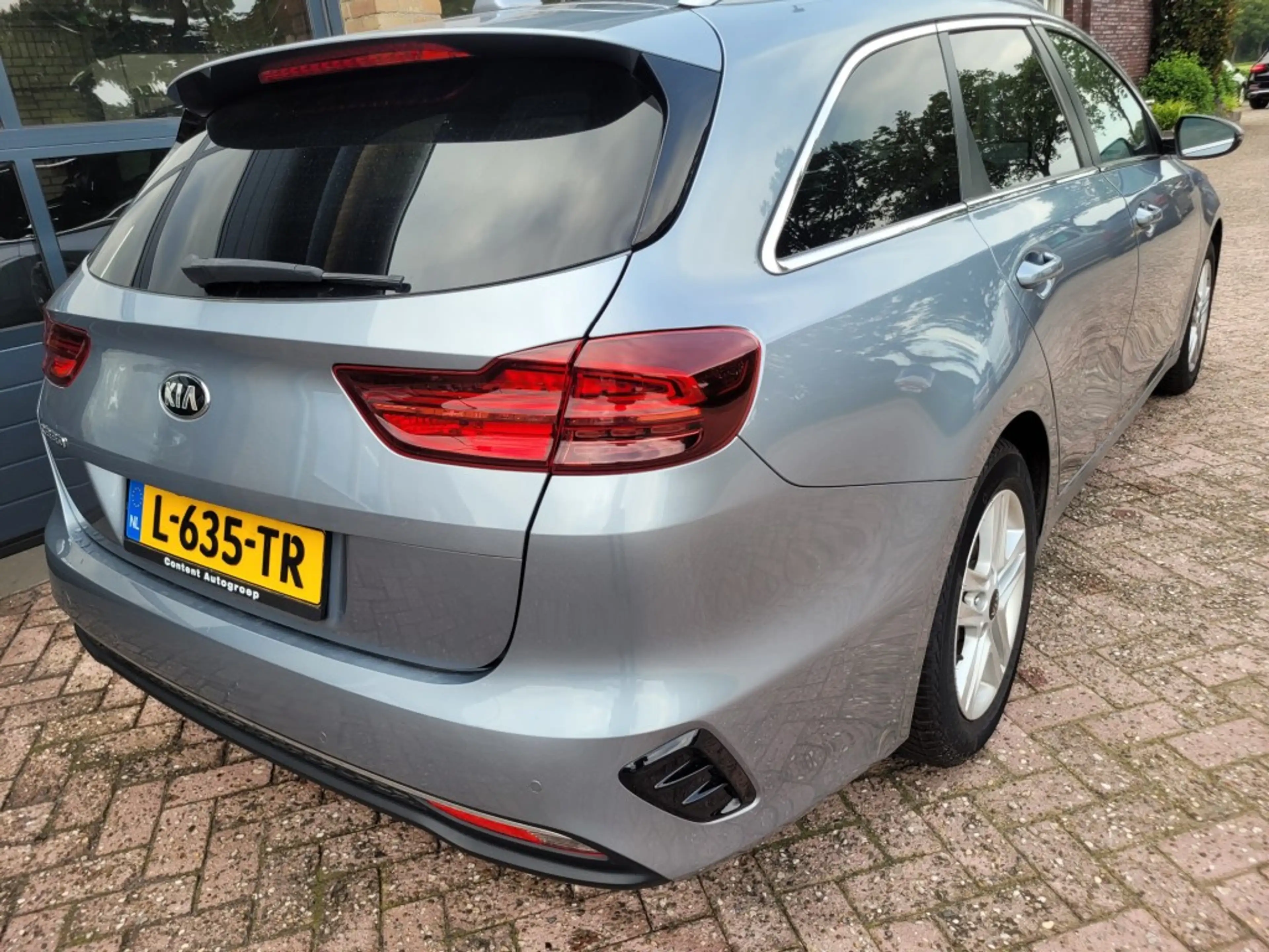 Kia Ceed / cee'd 1.5T-GDI  Dynamic Plusline — photo 8
