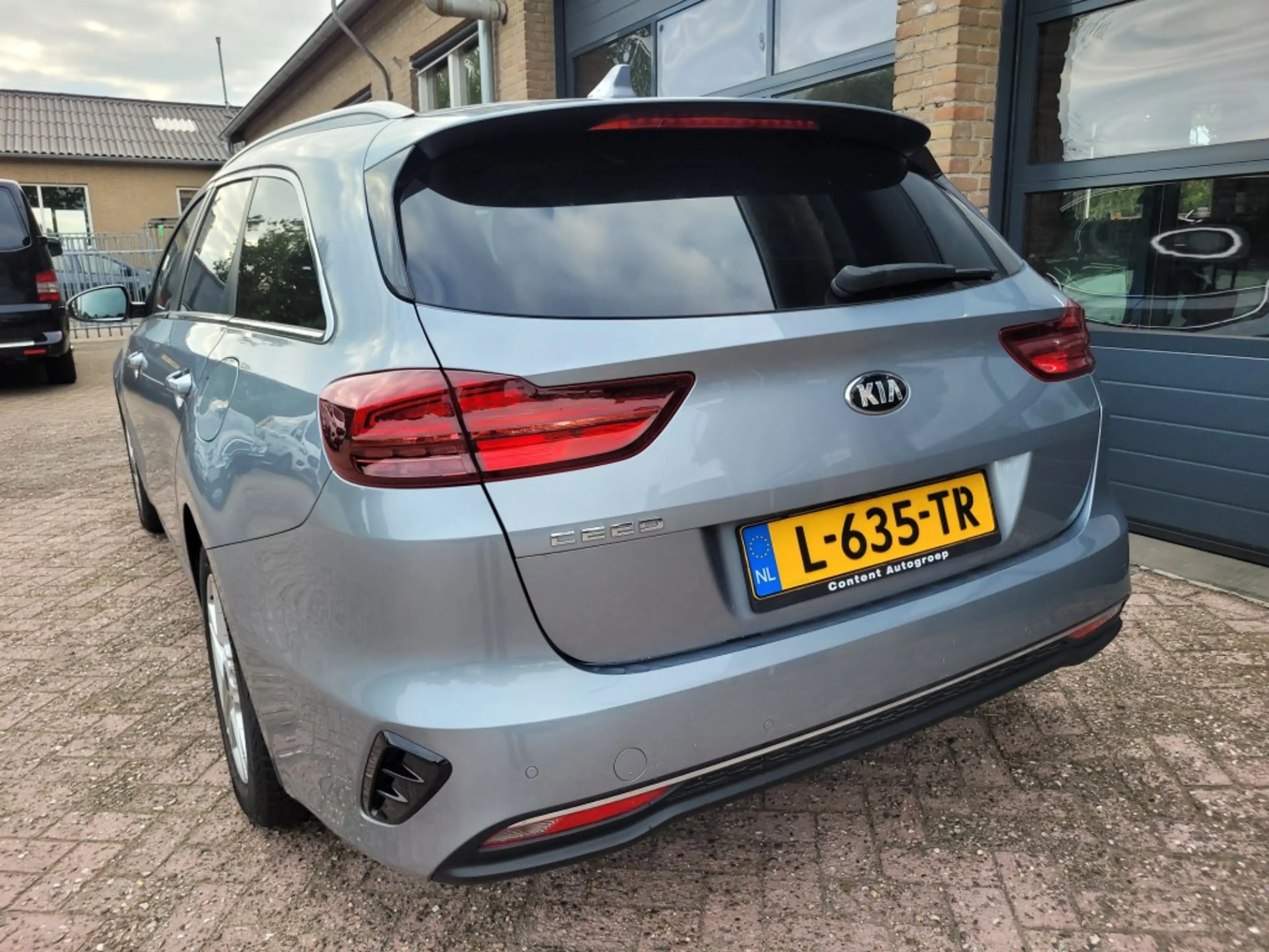 Kia Ceed / cee'd 1.5T-GDI  Dynamic Plusline — photo 5