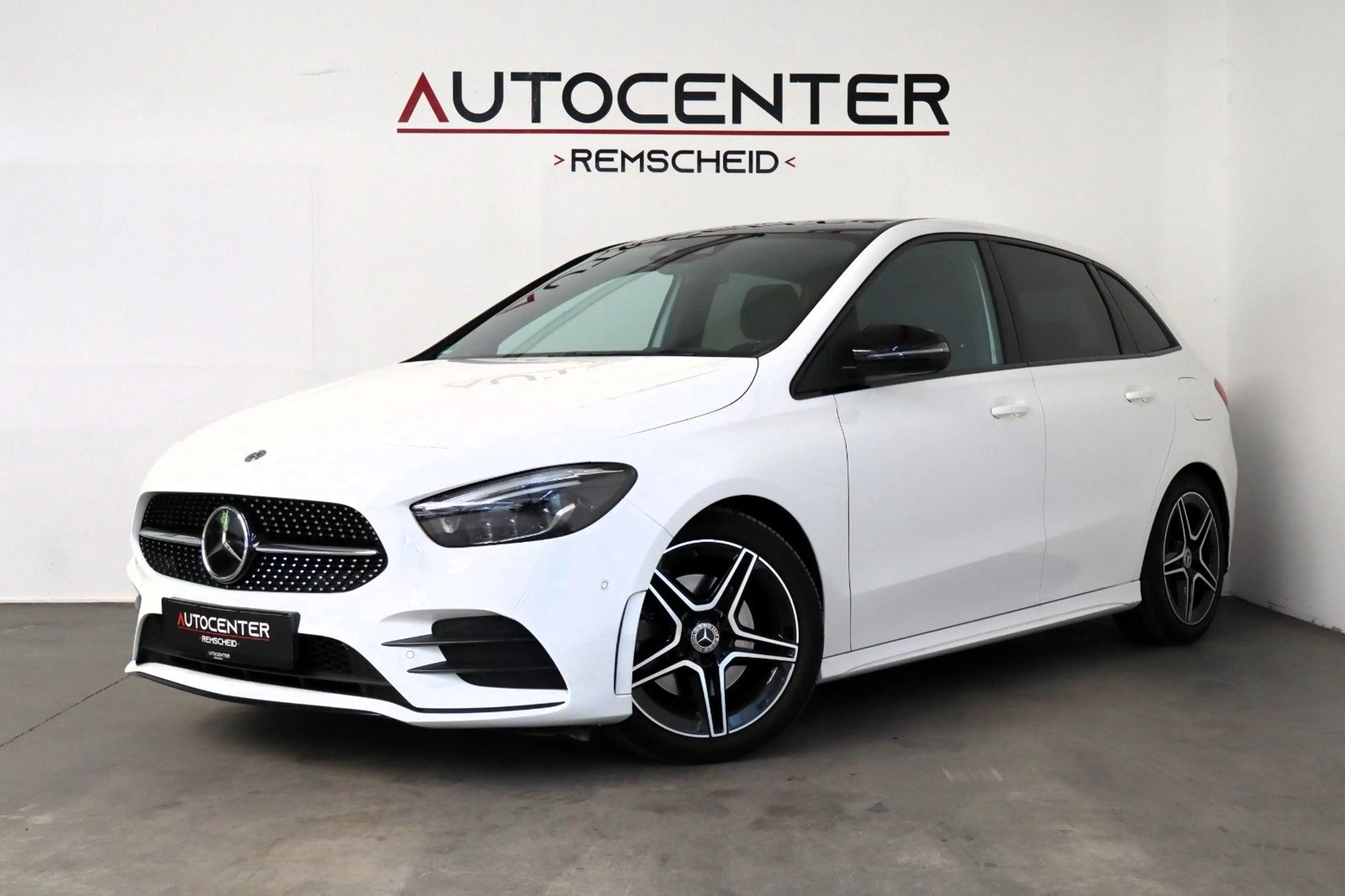 Mercedes-Benz B 220 d 4Matic DCT AMG Night-Paket Burmester AHK