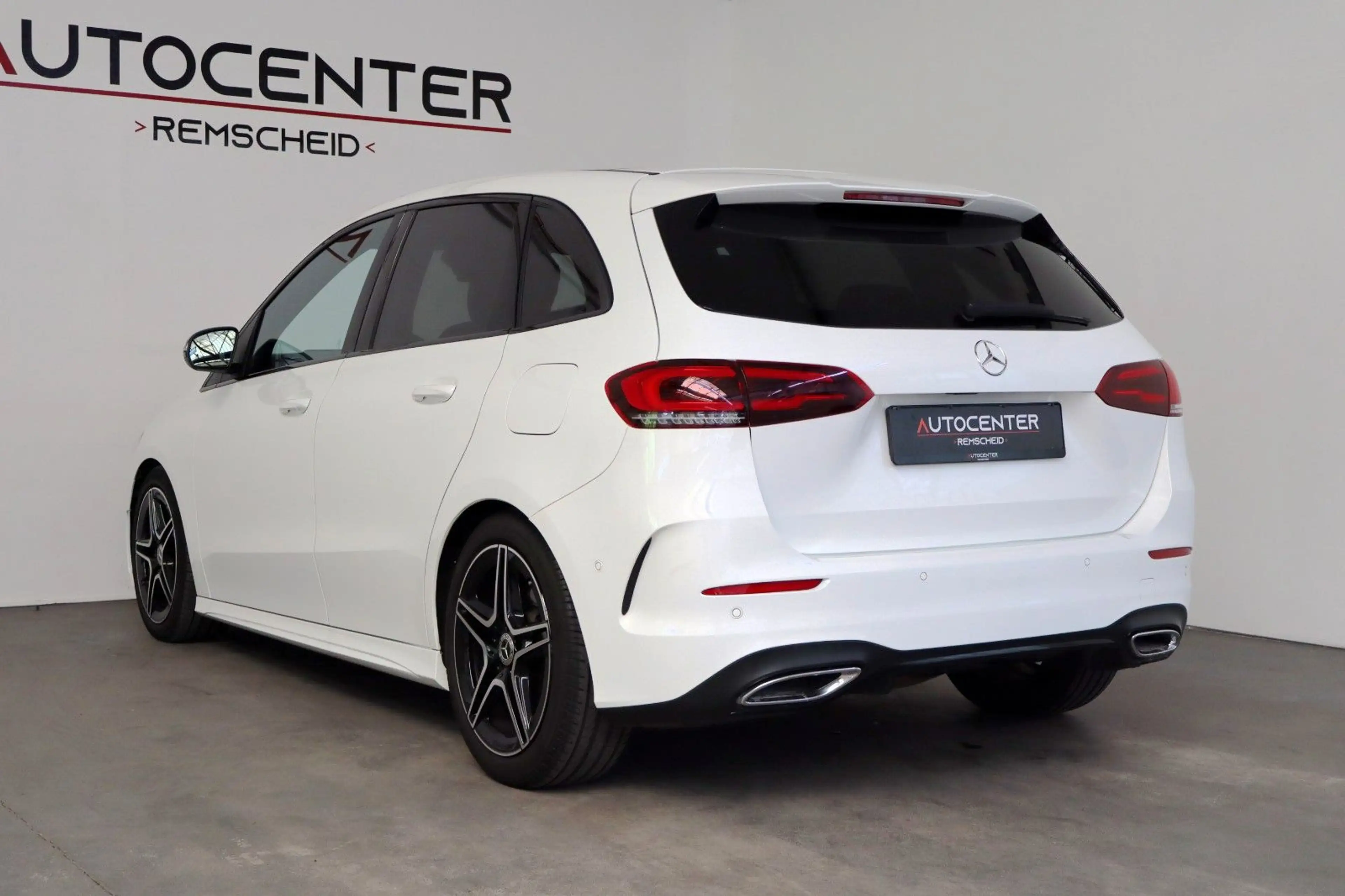 Mercedes-Benz B 220 d 4Matic DCT AMG Night-Paket Burmester AHK — photo 4